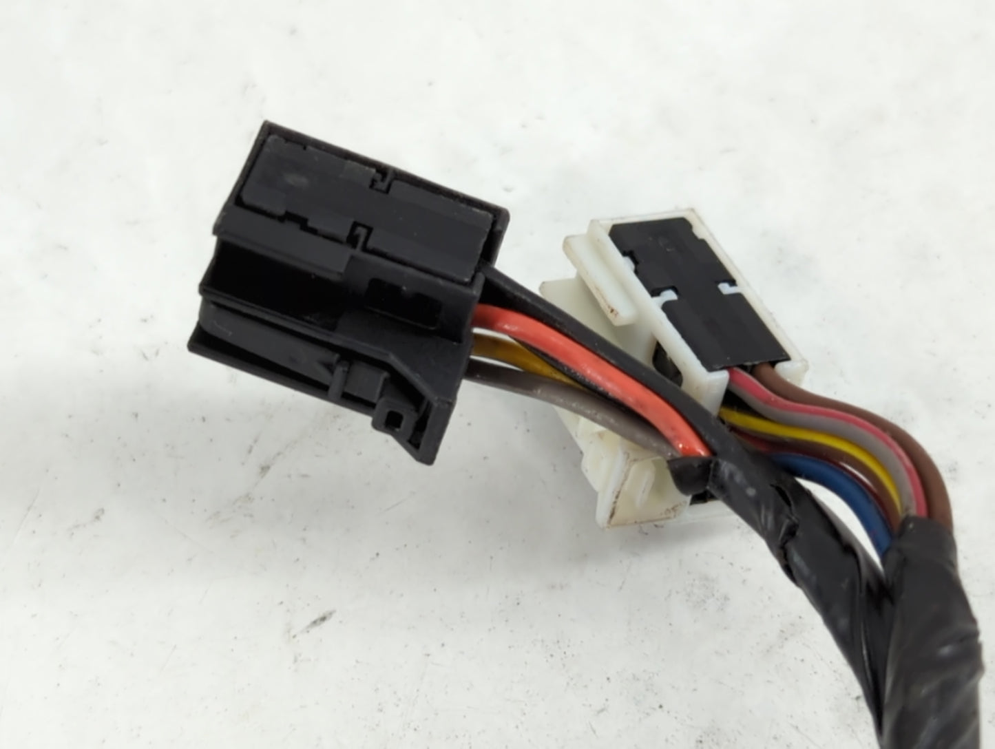 2015-2020 Dodge Charger Driver Side View Mirror - Left Door Mirror OEM Used - Oemusedautoparts1.com