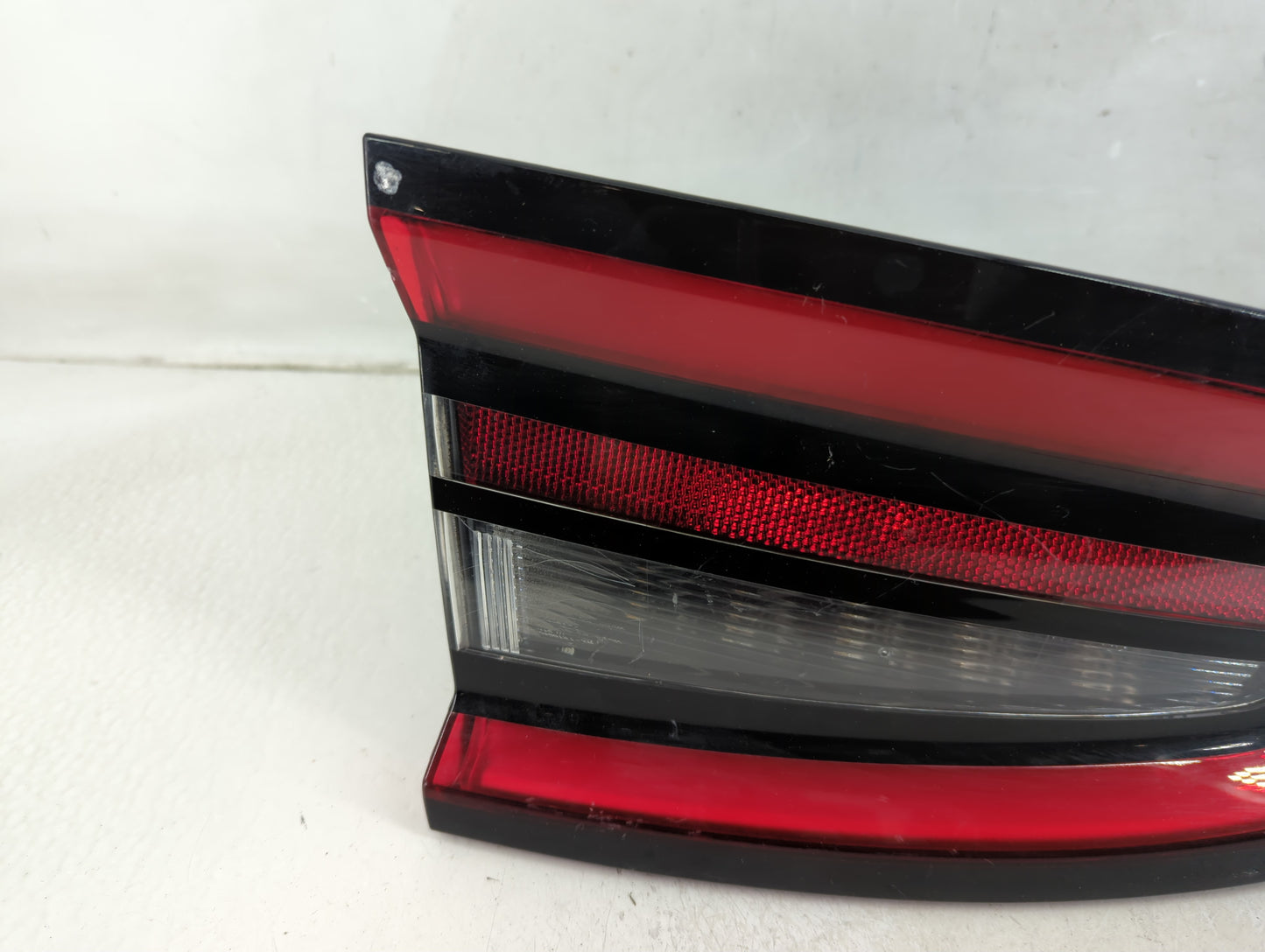 2015-2022 Dodge Charger Tail Light Assembly Passenger Right OEM Fits Fits 2015 2016 2017 2018 2019 2020 2021 2022 OEM Used A