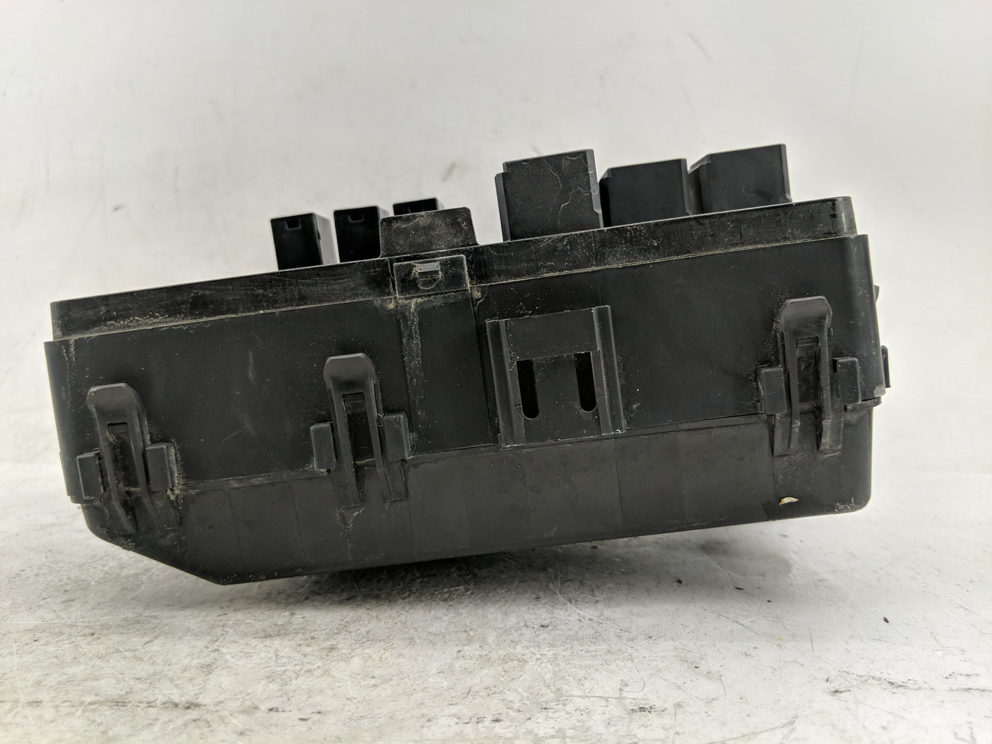 2015-2016 Dodge Charger Fusebox Fuse Box Panel Relay Module P/N:P68213729AC Fits Fits 2015 2016 OEM Used Auto Parts - Oemuse