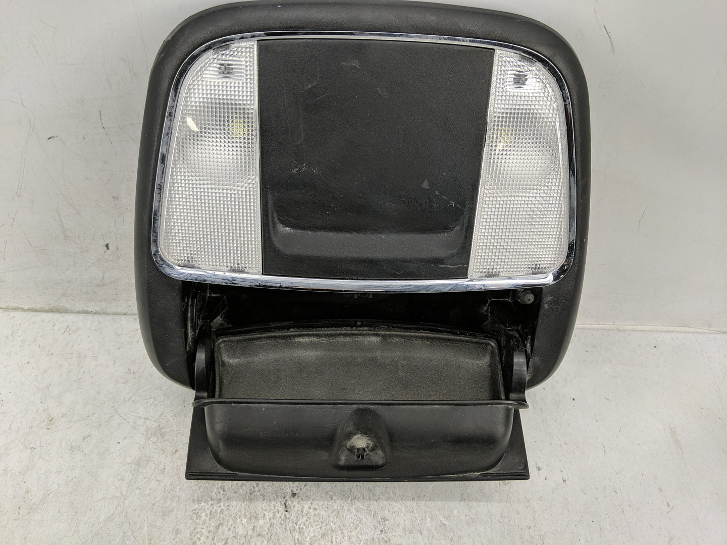 2015 Dodge Charger Overhead Roof Console - Oemusedautoparts1.com