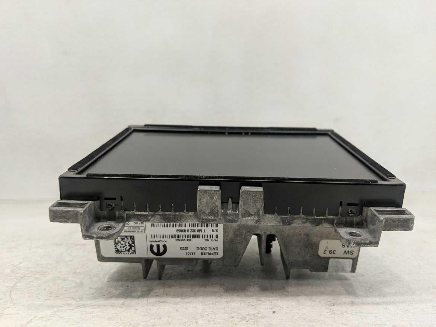 2015 Dodge Charger Radio AM FM Cd Player Receiver Replacement P/N:04110-17-09014 Fits OEM Used Auto Parts - Oemusedautoparts