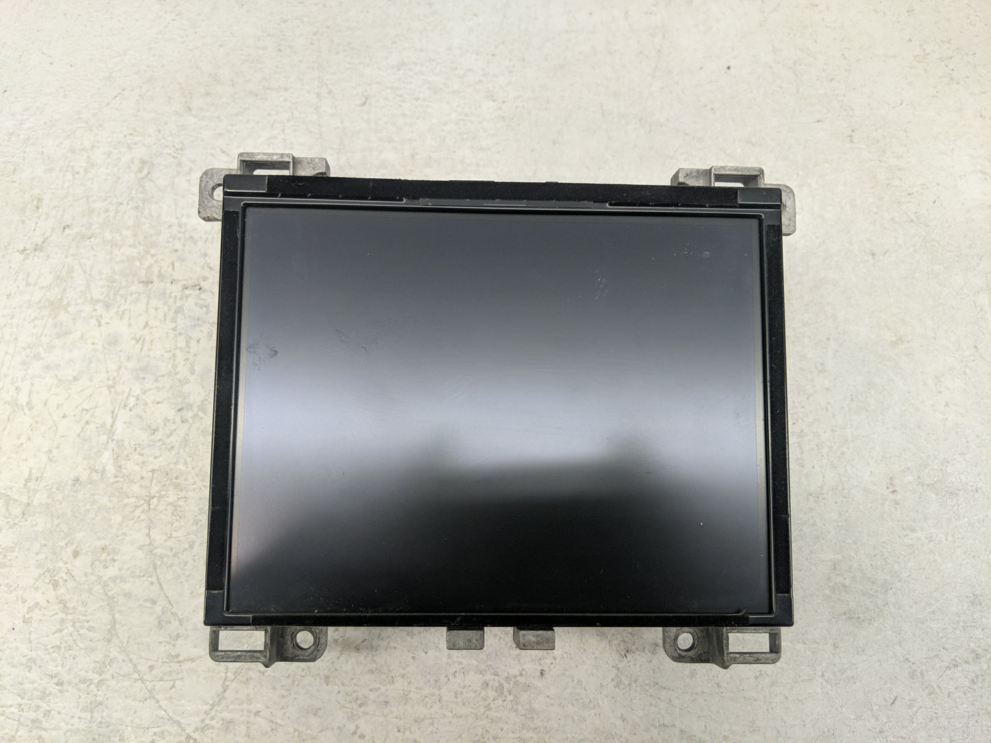 2015 Dodge Charger Radio AM FM Cd Player Receiver Replacement P/N:04110-17-09014 Fits OEM Used Auto Parts - Oemusedautoparts