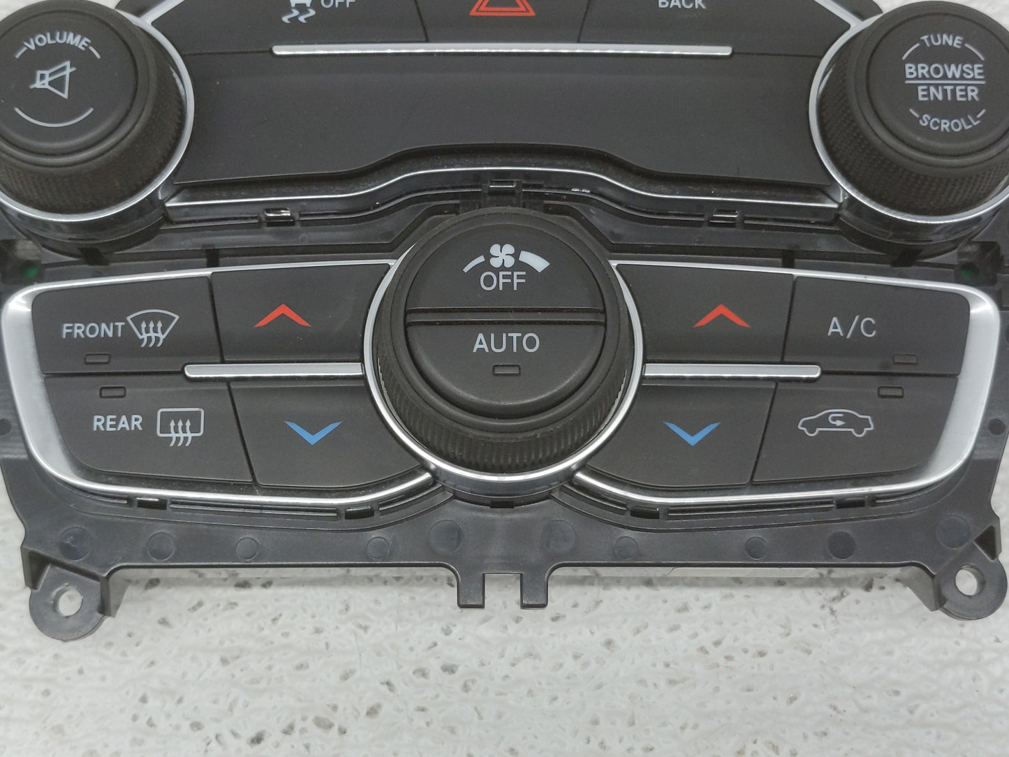 2015-2016 Dodge Charger Radio AM FM Cd Player Receiver Replacement P/N:P56054676AB Fits Fits 2015 2016 OEM Used Auto Parts -