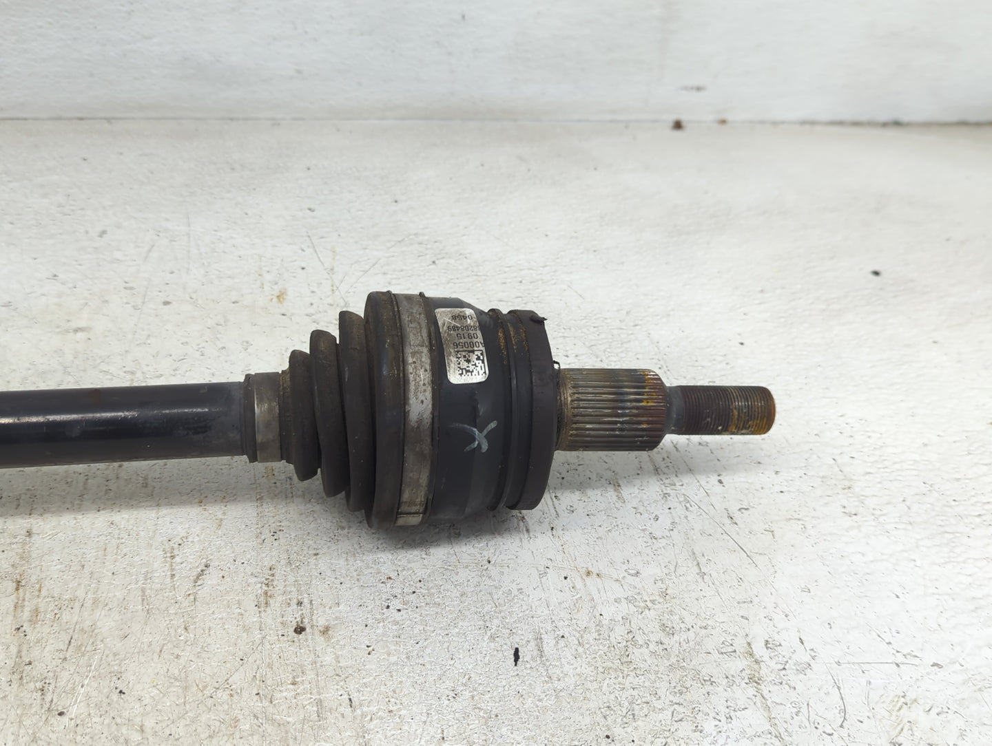 2015-2017 Dodge Charger Axle Shaft Rear Driver Cv C/v - Oemusedautoparts1.com