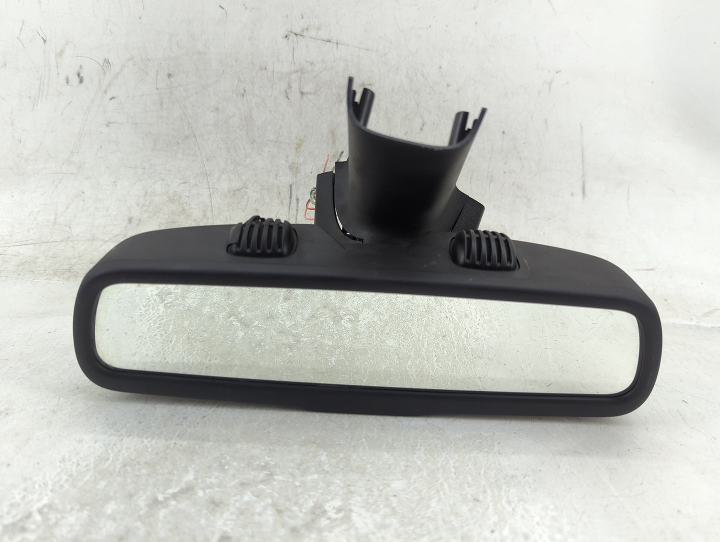 2015-2016 Dodge Charger Interior Rear View Mirror Replacement OEM P/N:A048070 Fits Fits 2015 2016 OEM Used Auto Parts - Oemu