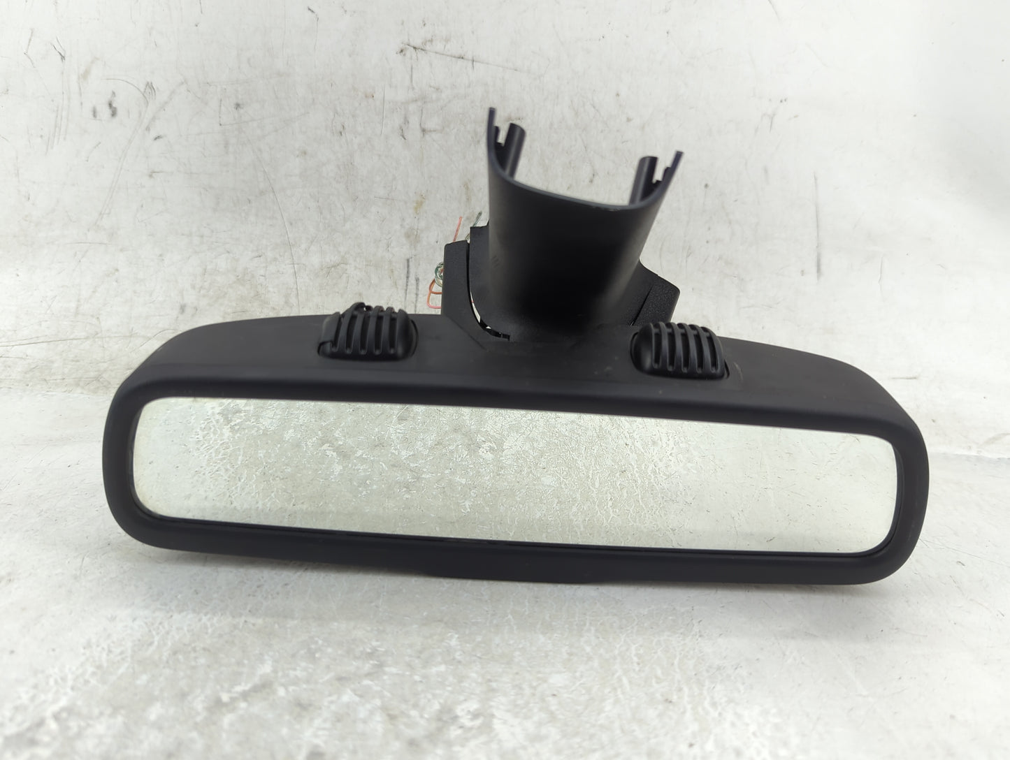 2015-2016 Dodge Charger Interior Rear View Mirror Replacement OEM P/N:A048070 Fits Fits 2015 2016 OEM Used Auto Parts - Oemu