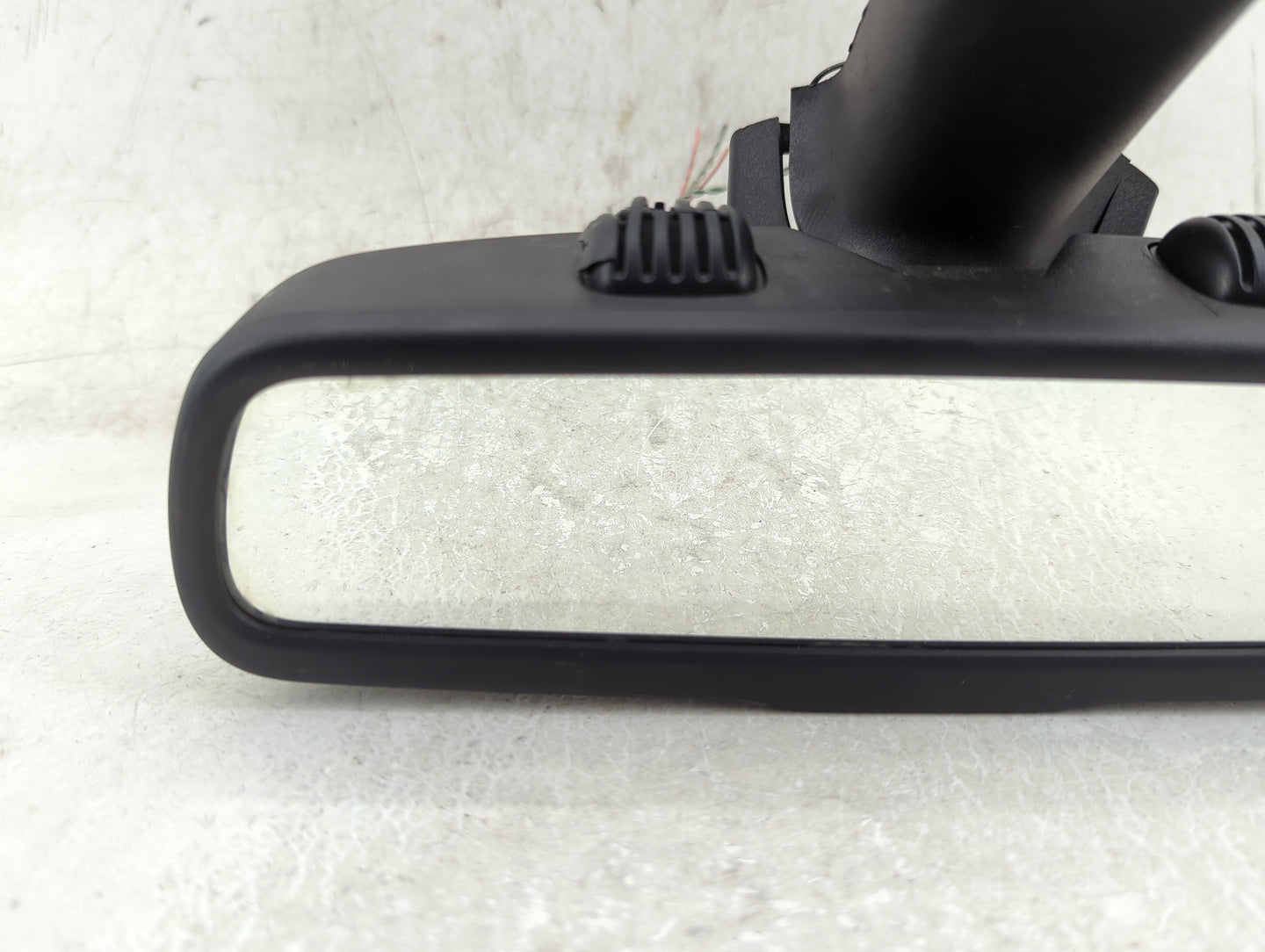 2015-2016 Dodge Charger Interior Rear View Mirror Replacement OEM P/N:A048070 Fits Fits 2015 2016 OEM Used Auto Parts - Oemu