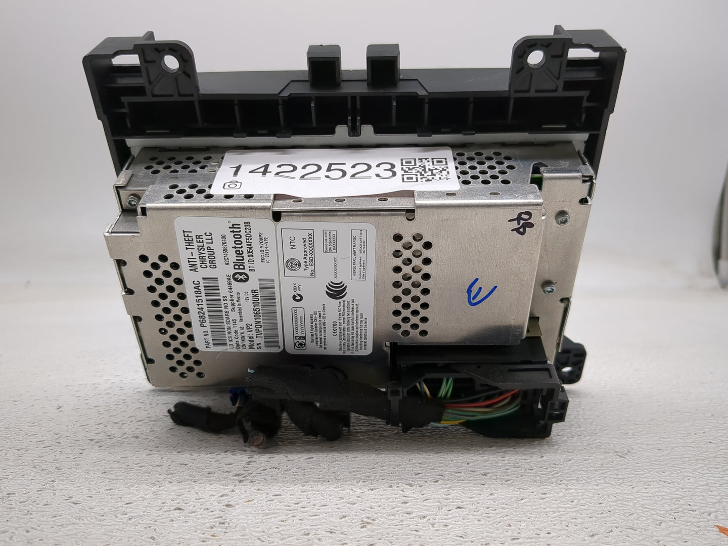 2015 Dodge Charger Radio AM FM Cd Player Receiver Replacement P/N:P68241518AC Fits OEM Used Auto Parts - Oemusedautoparts1.c
