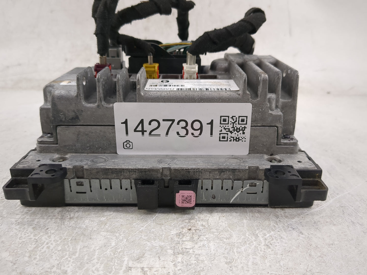 2015 Dodge Charger Radio AM FM Cd Player Receiver Replacement P/N:68206388AG Fits OEM Used Auto Parts - Oemusedautoparts1.co