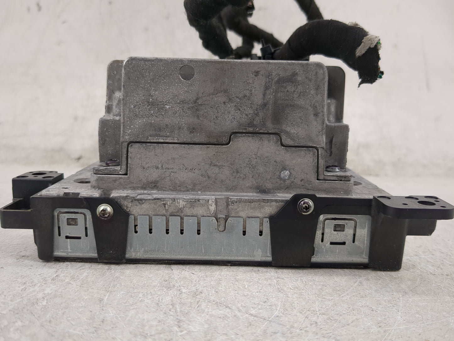 2015 Dodge Charger Radio AM FM Cd Player Receiver Replacement P/N:68206388AG Fits OEM Used Auto Parts - Oemusedautoparts1.co