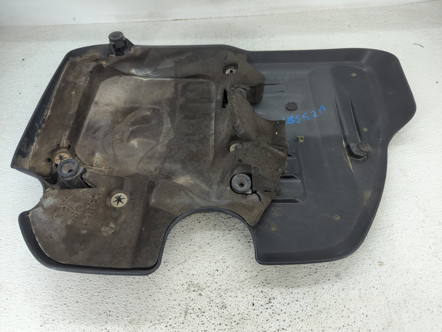 2015 Dodge Charger Engine Cover - Oemusedautoparts1.com
