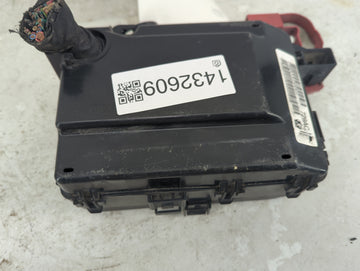 2015-2016 Dodge Charger Fusebox Fuse Box Panel Relay Module P/N:P68213729AC Fits Fits 2015 2016 OEM Used Auto Parts - Oemuse