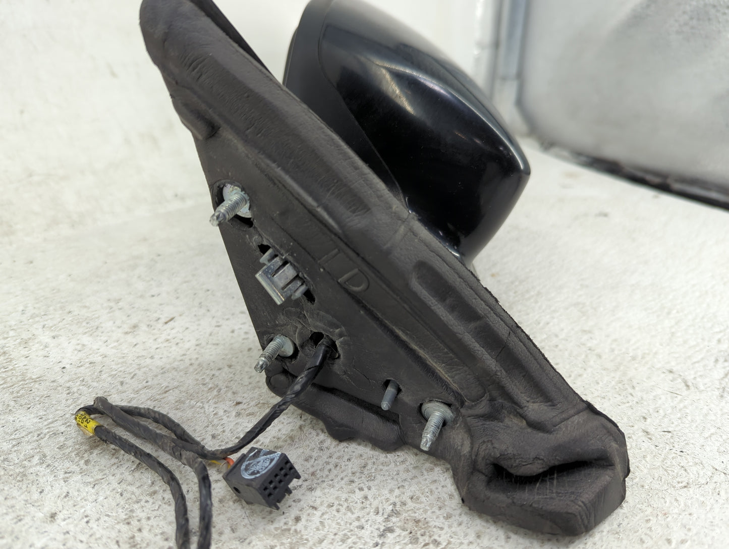2015-2020 Dodge Charger Driver Side View Mirror - Left Door Mirror OEM Used - Oemusedautoparts1.com