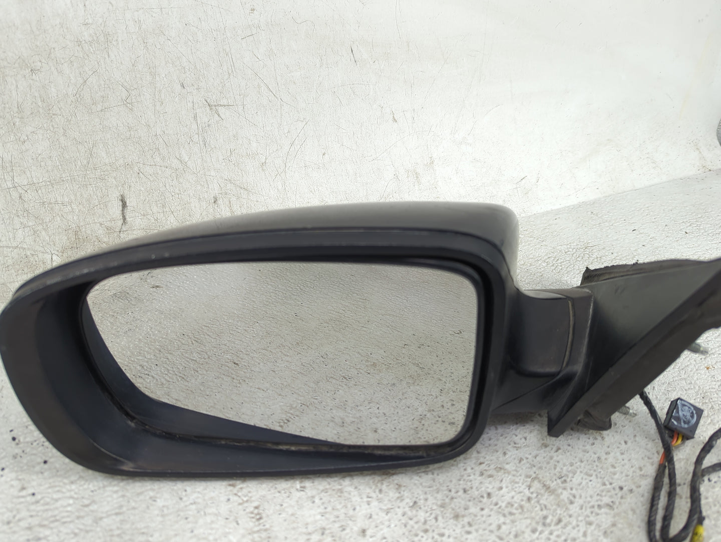 2015-2020 Dodge Charger Driver Side View Mirror - Left Door Mirror OEM Used - Oemusedautoparts1.com
