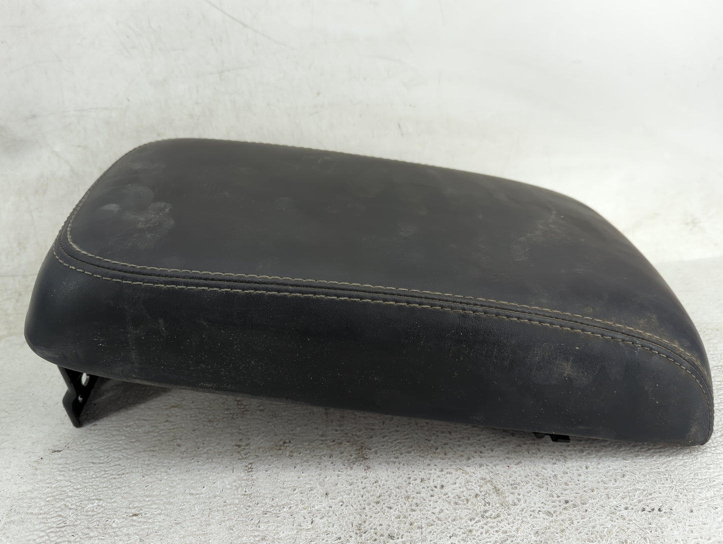 2015 Dodge Charger Center Console Armrest Cover Lid Fits OEM Used Auto Parts - Oemusedautoparts1.com