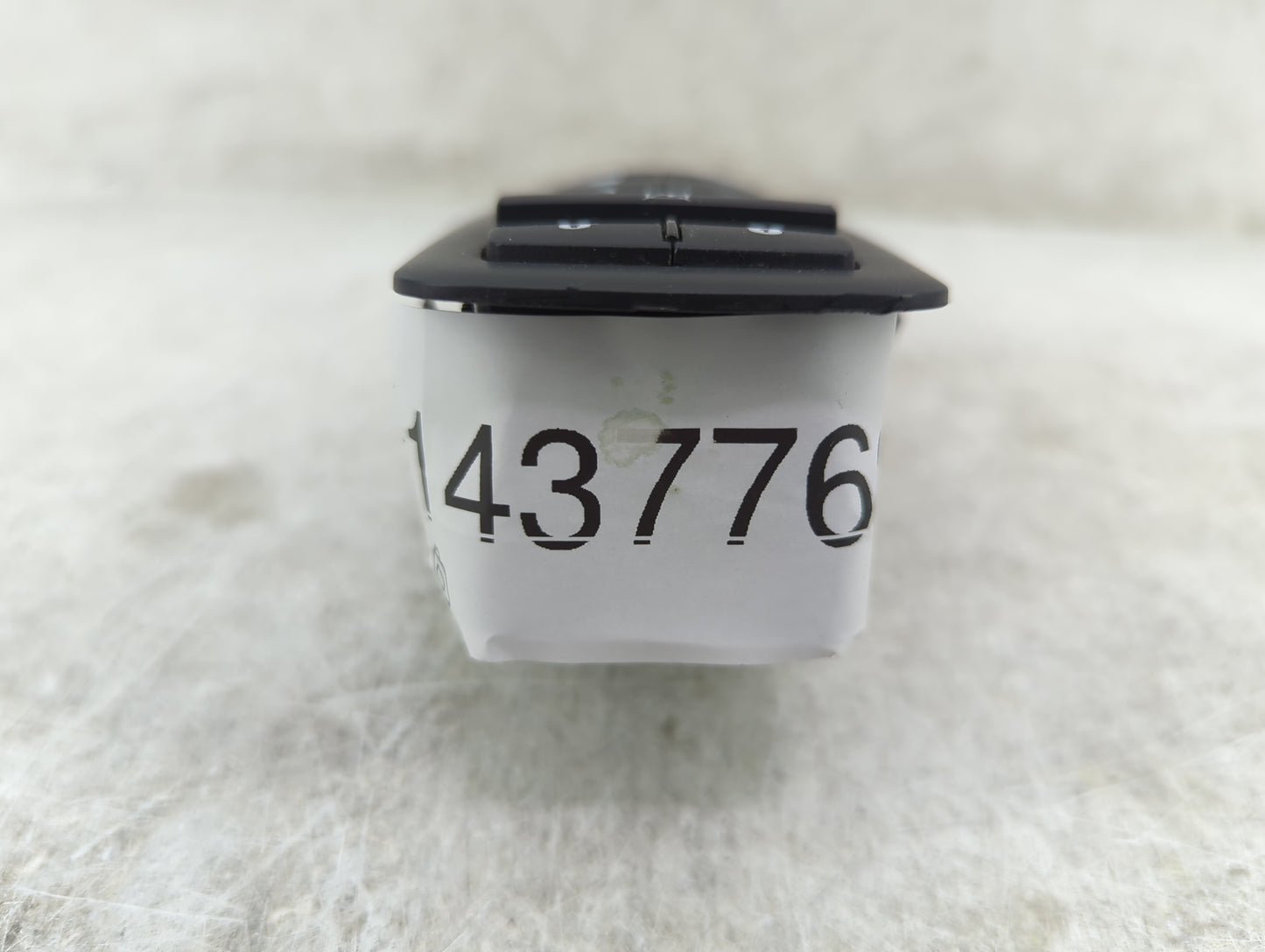 2015-2019 Dodge Charger Master Power Window Switch Replacement Driver Side Left P/N:68262253AA Fits OEM Used Auto Parts - Oe