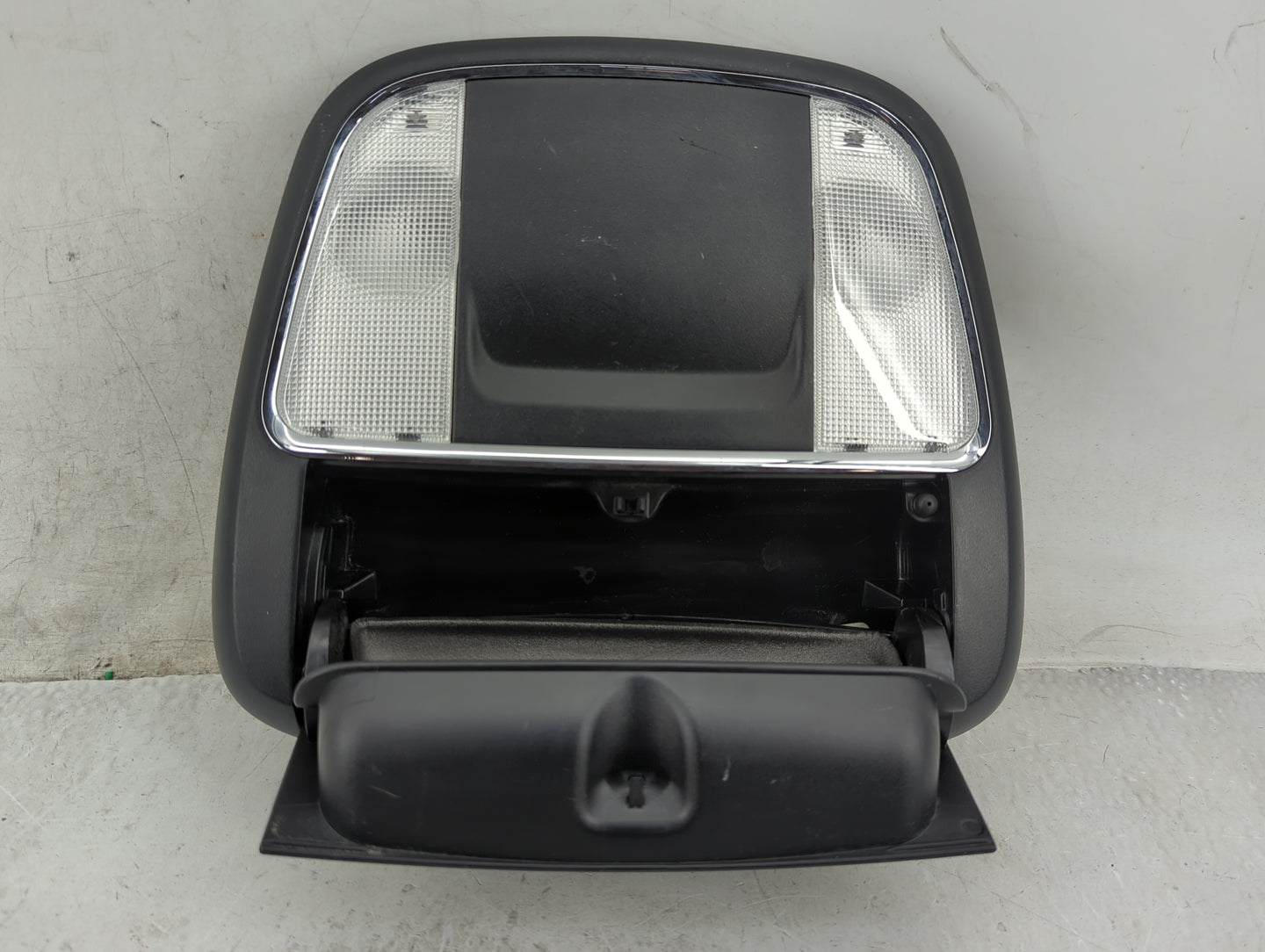 2015 Dodge Charger Overhead Roof Console - Oemusedautoparts1.com