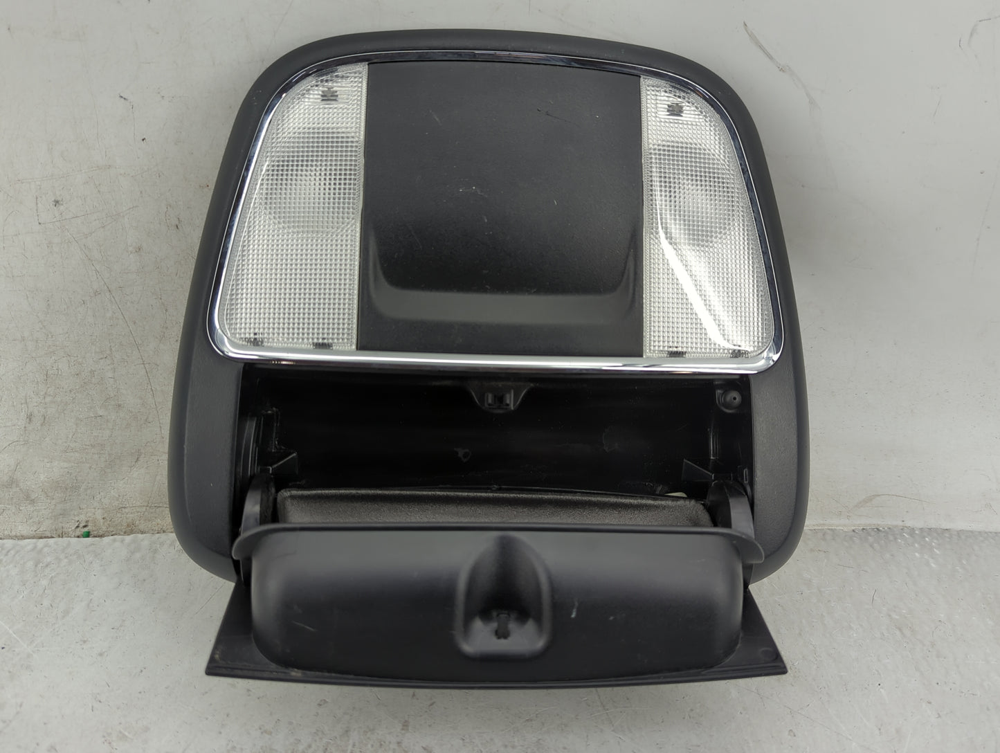 2015 Dodge Charger Overhead Roof Console 1437901 - Oemusedautoparts1.com