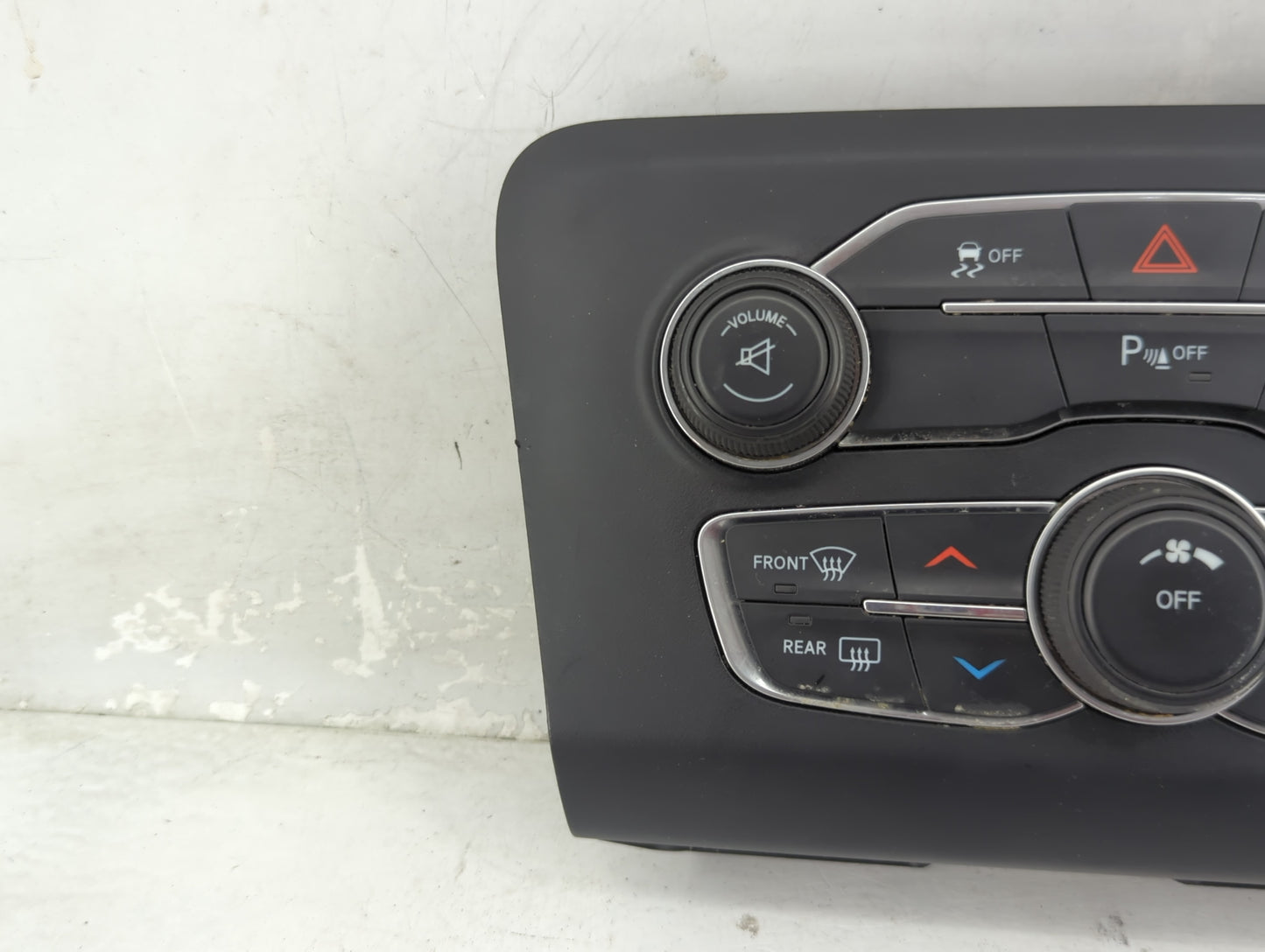 2015-2016 Dodge Charger Climate Control Module Temperature AC/Heater Replacement P/N:P56054674AB 90630125 Fits Fits 2015 201