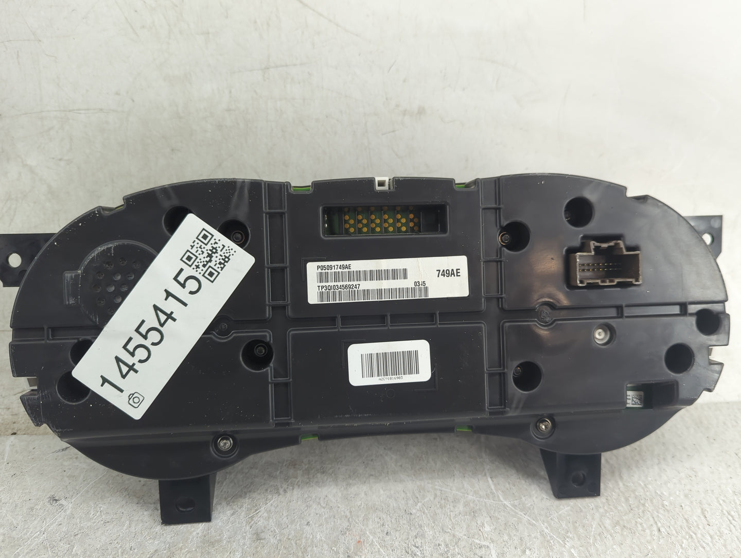 2015 Dodge Charger Instrument Cluster Speedometer Gauges P/N:P05091749AE Miles: Fits OEM Used Auto Parts - Oemusedautoparts1