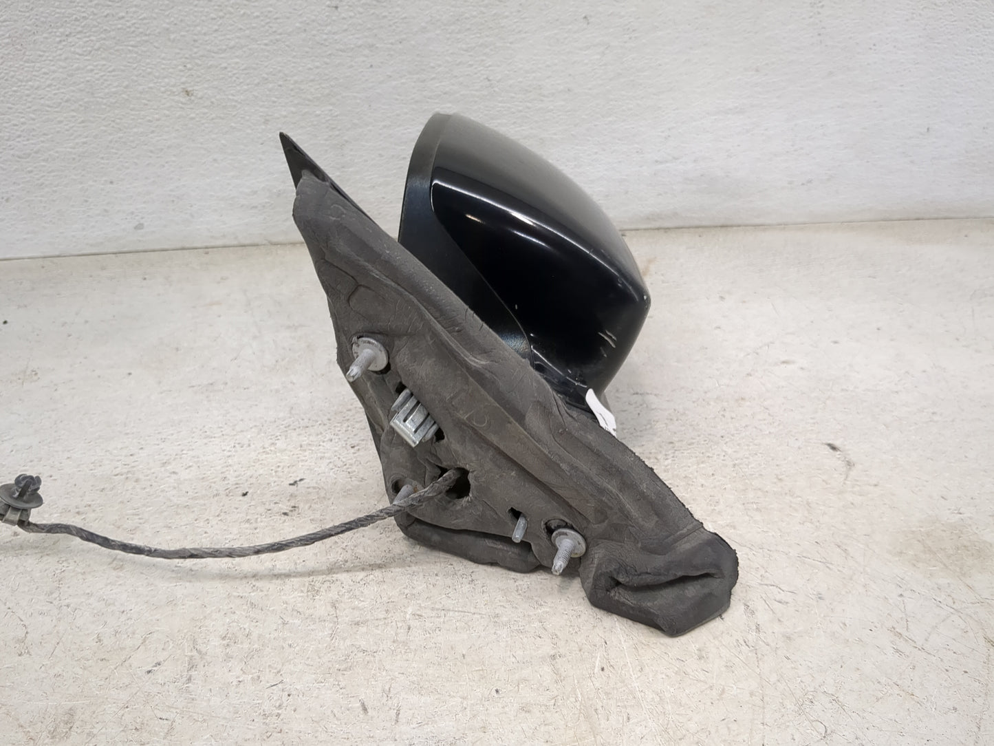 2015-2020 Dodge Charger Driver Side View Mirror - Left Door Mirror OEM Used - Oemusedautoparts1.com