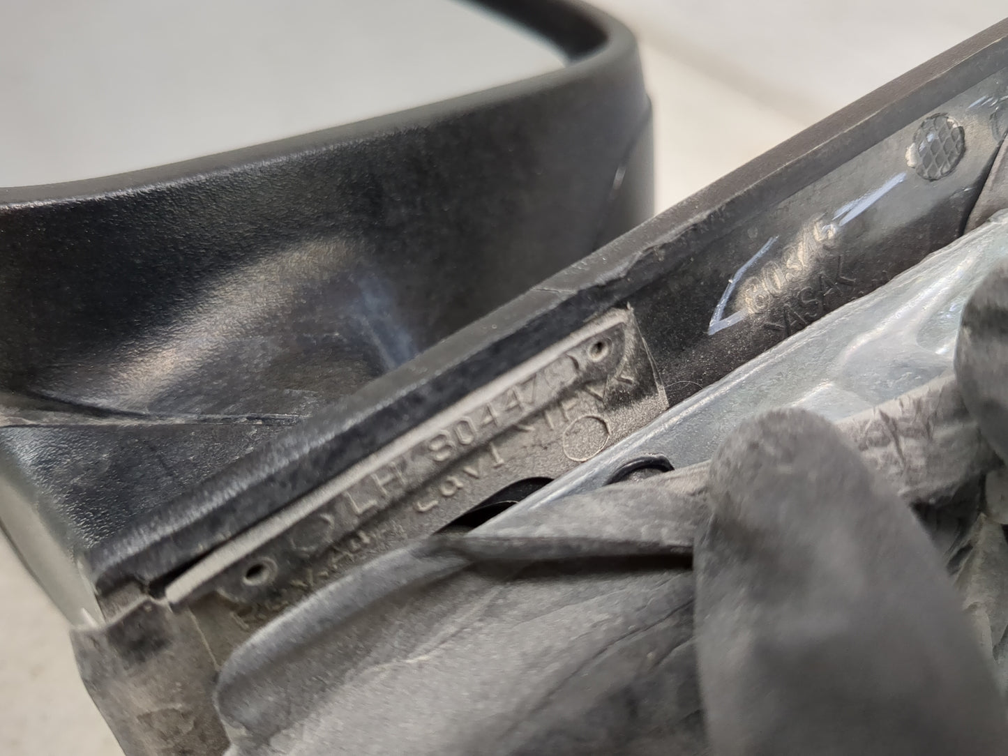 2015-2020 Dodge Charger Driver Side View Mirror - Left Door Mirror OEM Used - Oemusedautoparts1.com