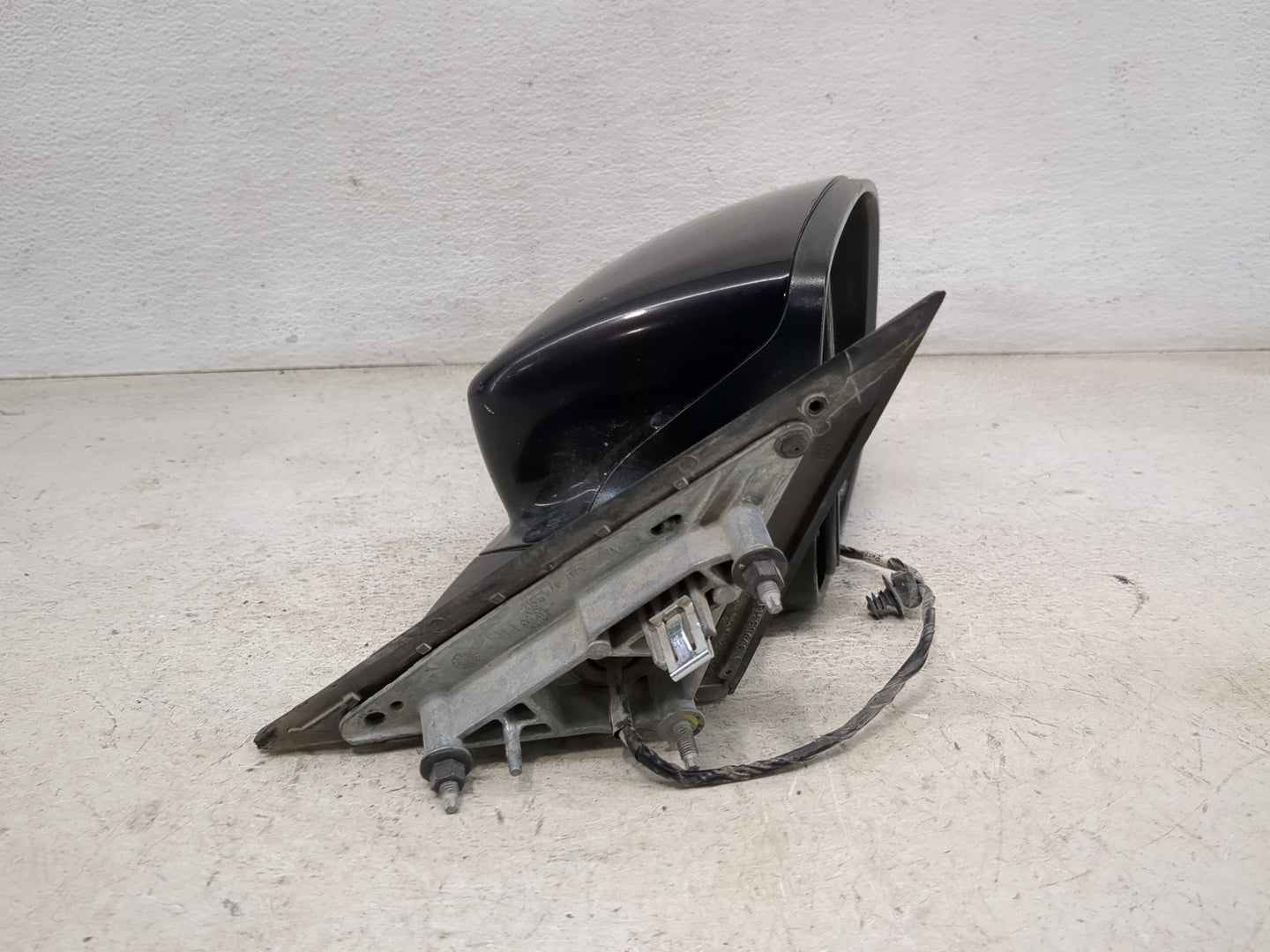 2015-2020 Dodge Charger Passenger Side View Mirror - Right Door Mirror OEM Used - Oemusedautoparts1.com