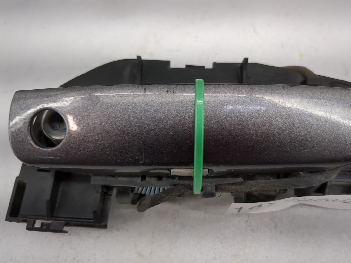 2011 Dodge Charger Passenger Front Right Door Handle Exterior Assembly 1479556 - Oemusedautoparts1.com