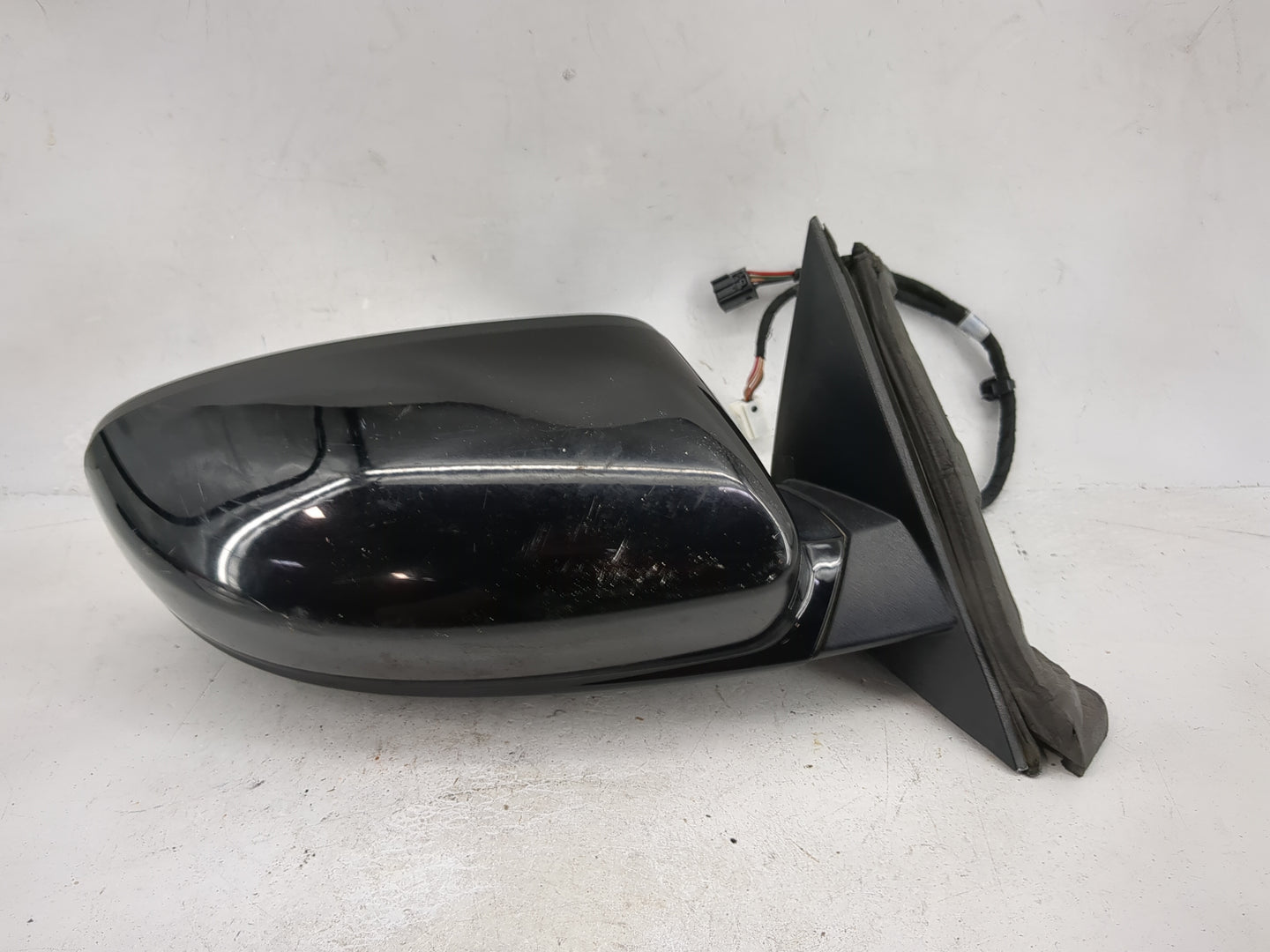 2021-2022 Dodge Charger Passenger Side View Mirror - Right Door Mirror OEM Used - Oemusedautoparts1.com
