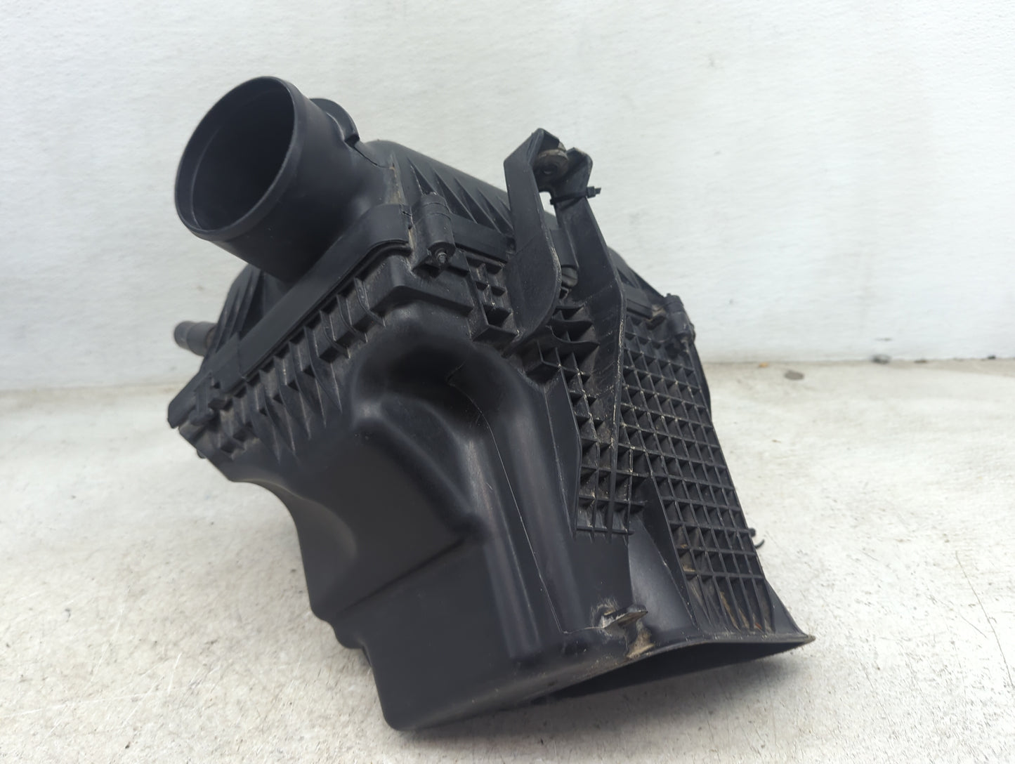 2011-2019 Dodge Charger Air Cleaner Intake-duct Hose Tube 1481204 - Oemusedautoparts1.com