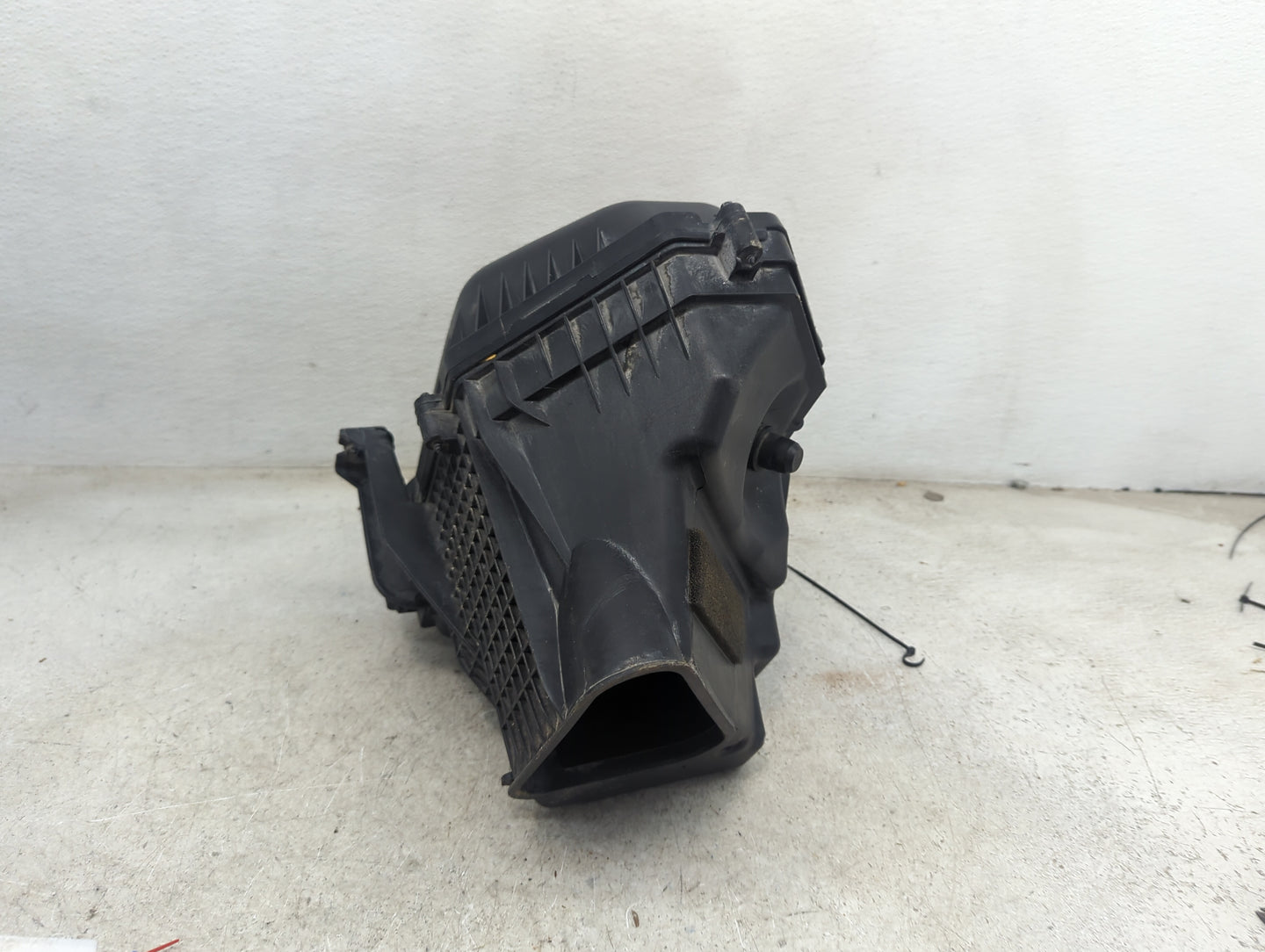 2011-2019 Dodge Charger Air Cleaner Intake-duct Hose Tube 1481204 - Oemusedautoparts1.com