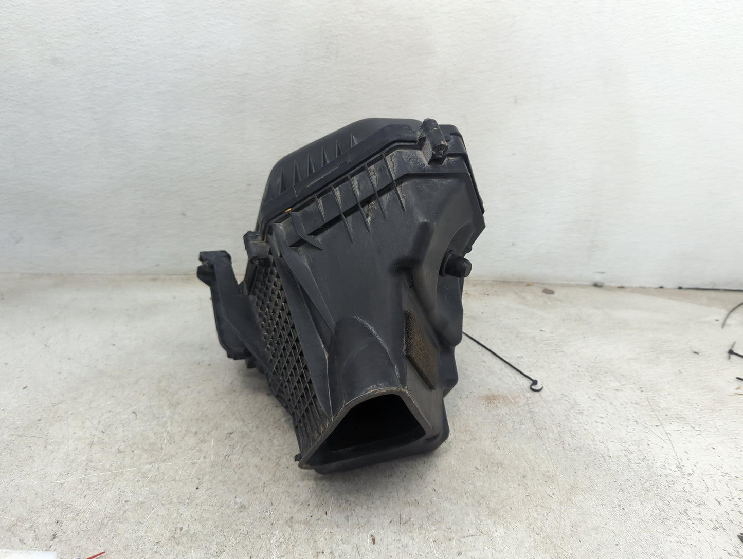 2011-2019 Dodge Charger Air Cleaner Intake-duct Hose Tube 1481204 - Oemusedautoparts1.com