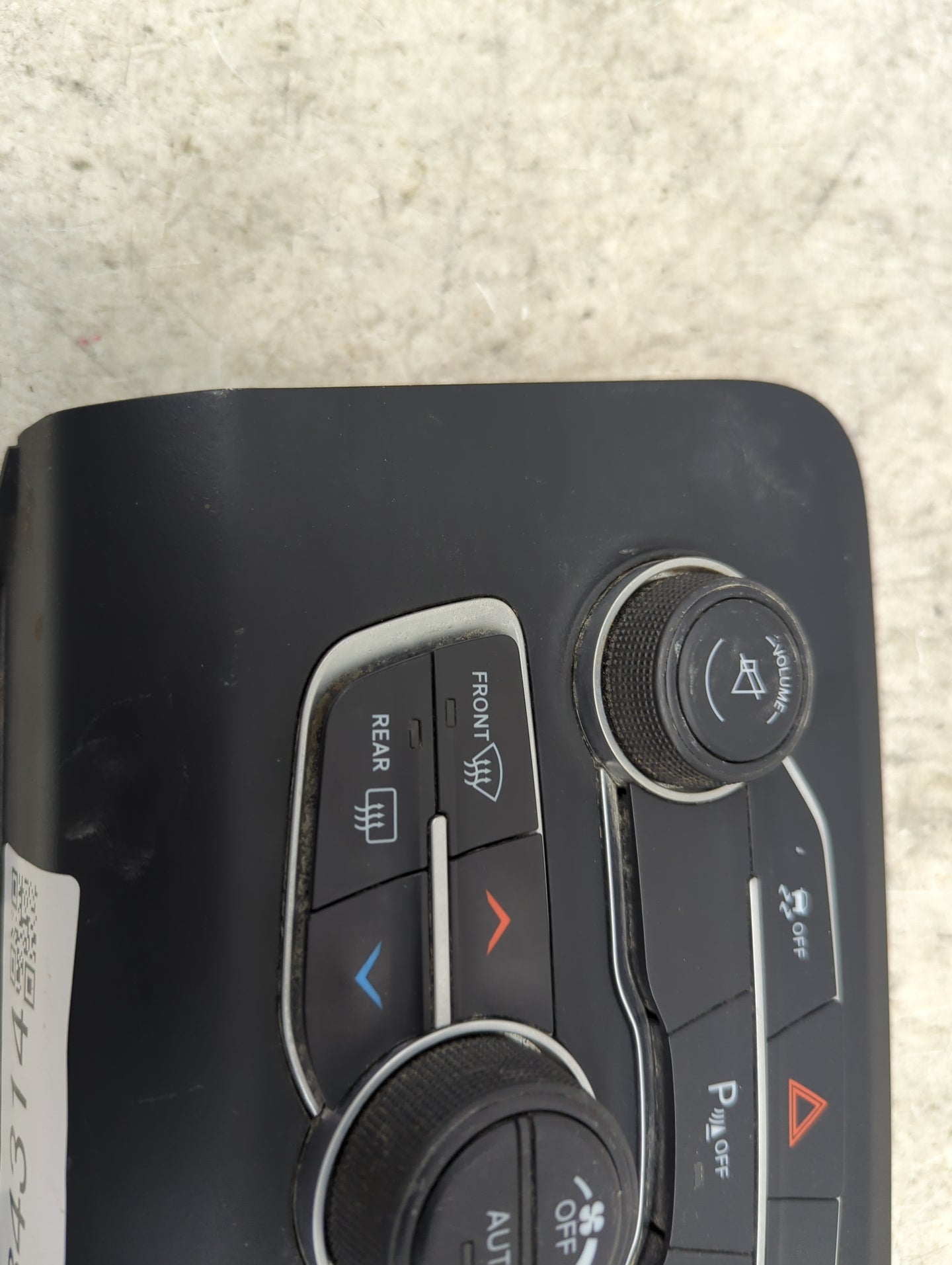 2015-2016 Dodge Charger Climate Control Module Temperature AC/Heater Replacement P/N:P56054691AB Fits Fits 2015 2016 OEM Use