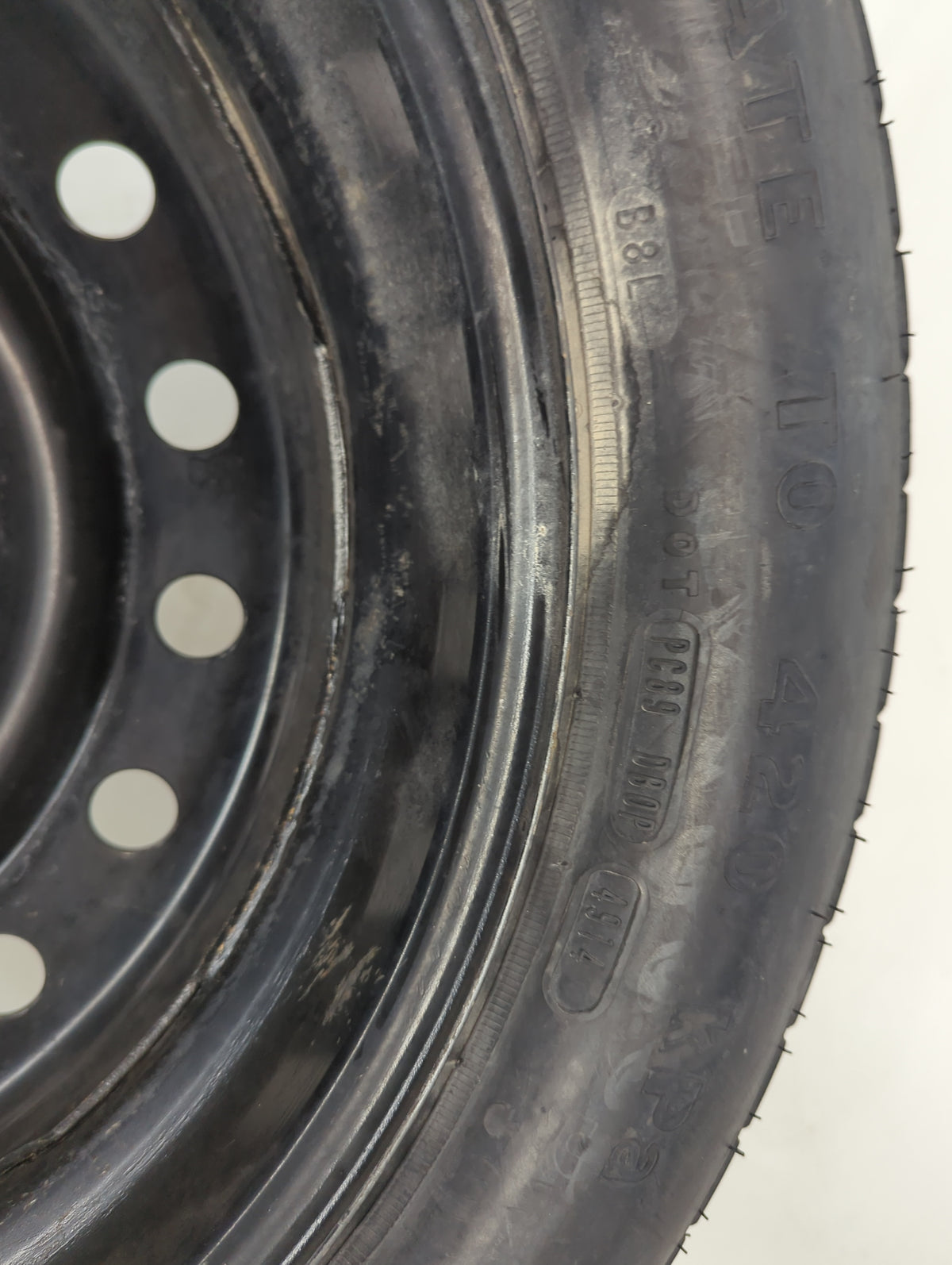 2006-2022 Dodge Charger Spare Donut Tire Wheel Rim Oem 1490764 - Oemusedautoparts1.com