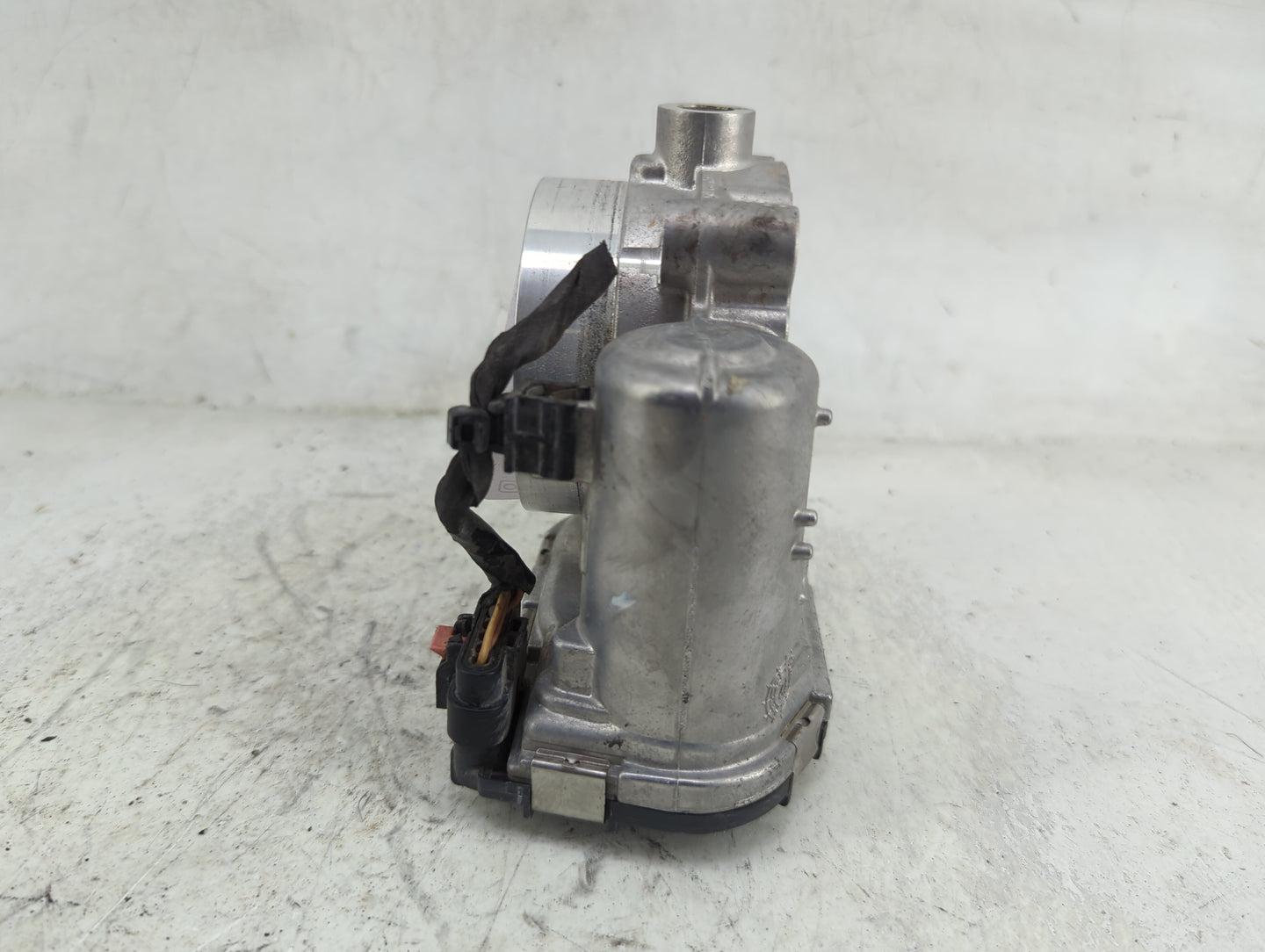 2011-2022 Dodge Charger Throttle Body P/N:05184349AC 0280750570 Fits OEM Used Auto Parts - Oemusedautoparts1.com