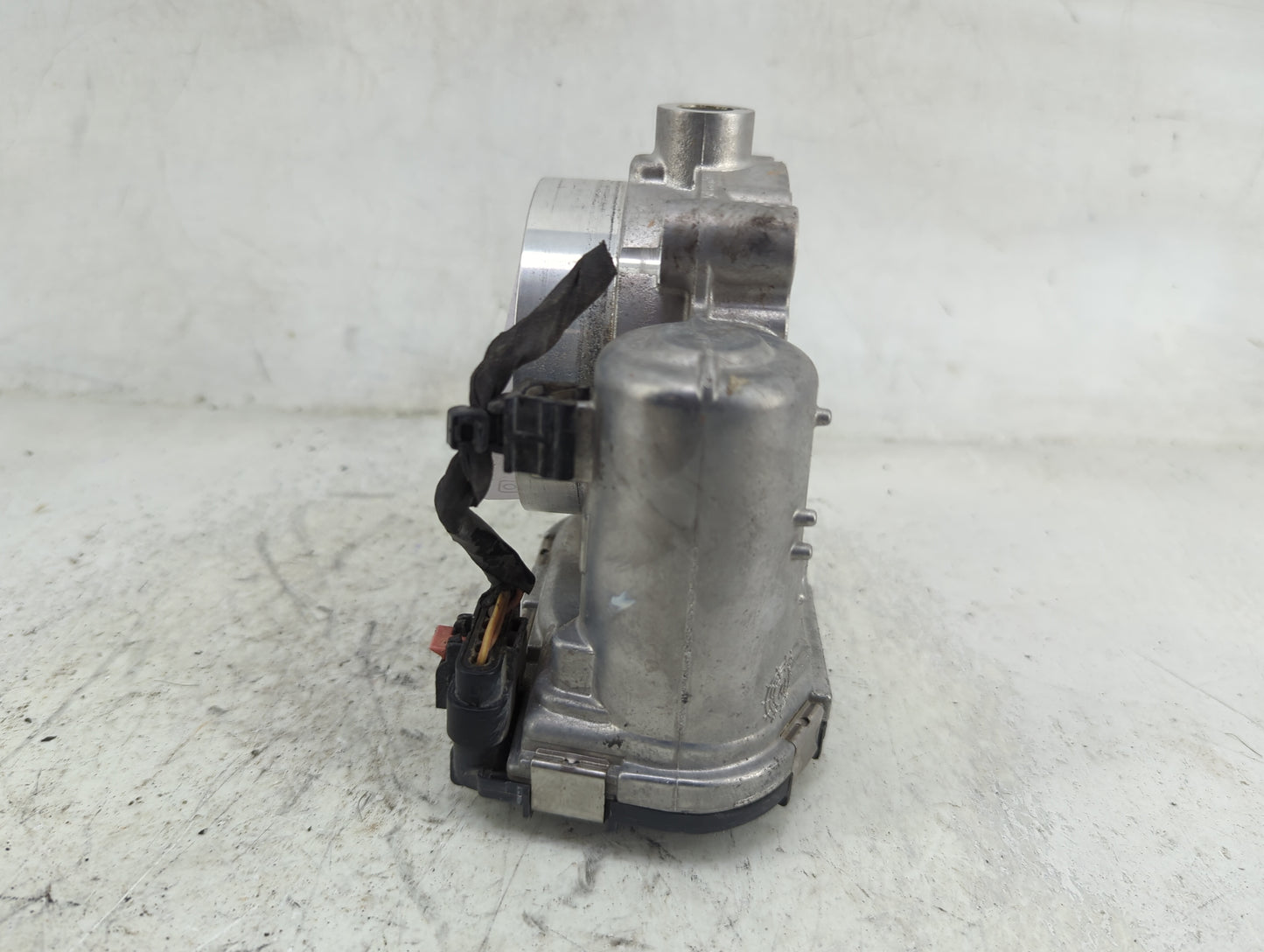 2011-2022 Dodge Charger Throttle Body P/N:05184349AC 0280750570 Fits OEM Used Auto Parts - Oemusedautoparts1.com
