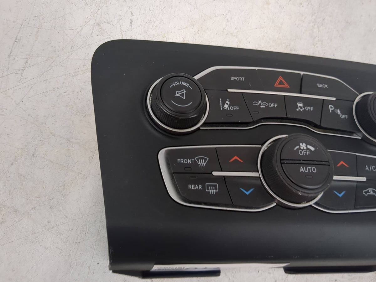 2015-2016 Dodge Charger Climate Control Module Temperature AC/Heater Replacement P/N:P56054681AB 90580478 Fits Fits 2015 201