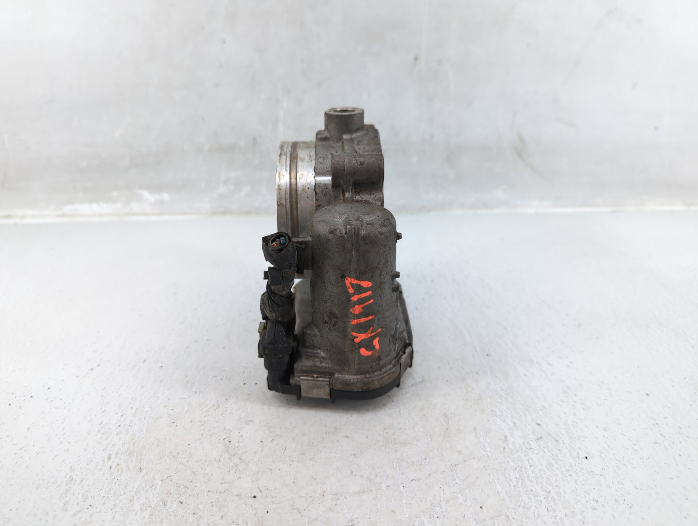 2015 Dodge Charger Throttle Body P/N:05184349AF Fits Fits 2009 2010 2011 2012 2013 2014 OEM Used Auto Parts - Oemusedautopar