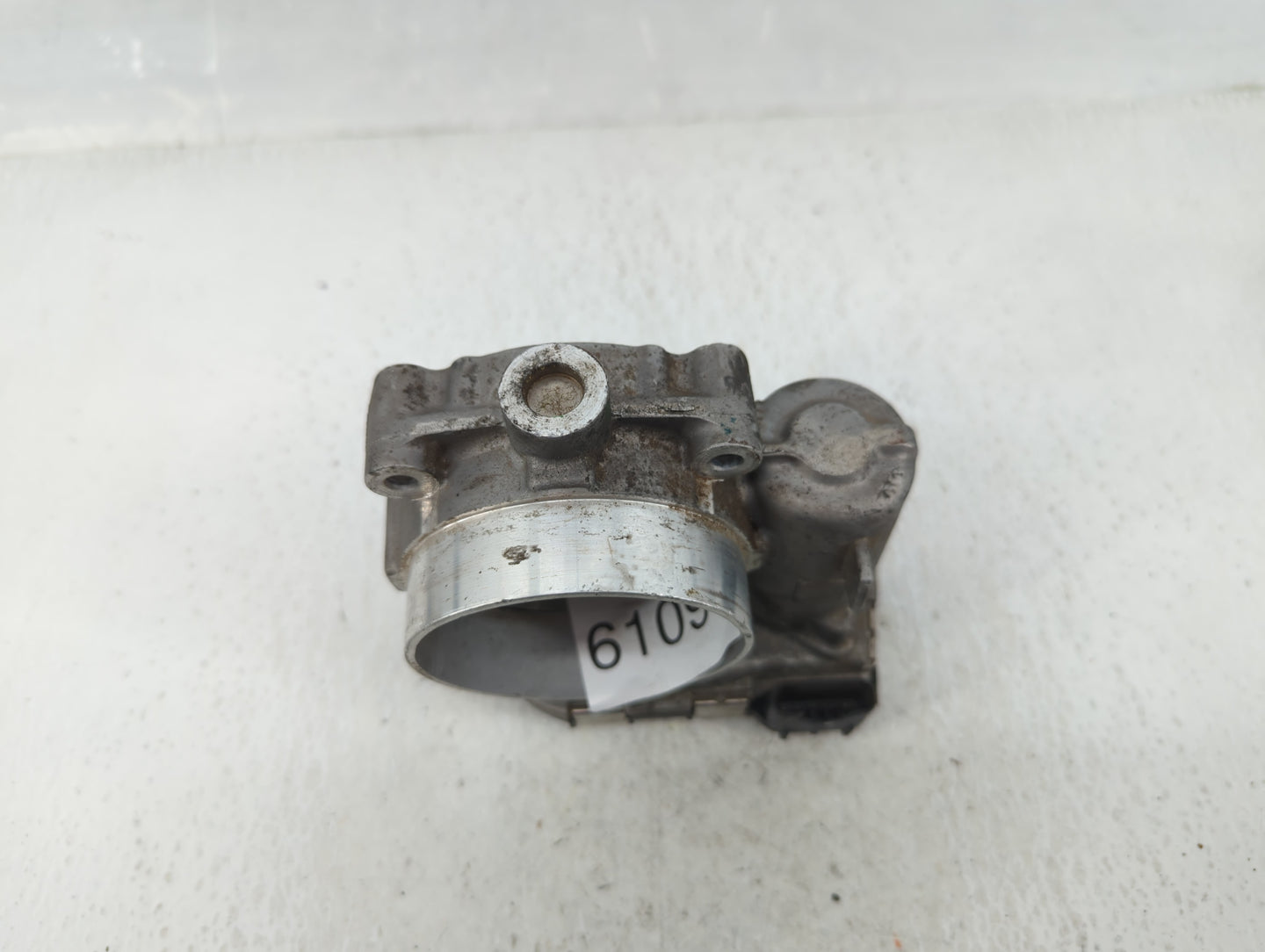 2011-2022 Dodge Charger Throttle Body P/N:05184349AC 0 280 750 570 Fits OEM Used Auto Parts - Oemusedautoparts1.com