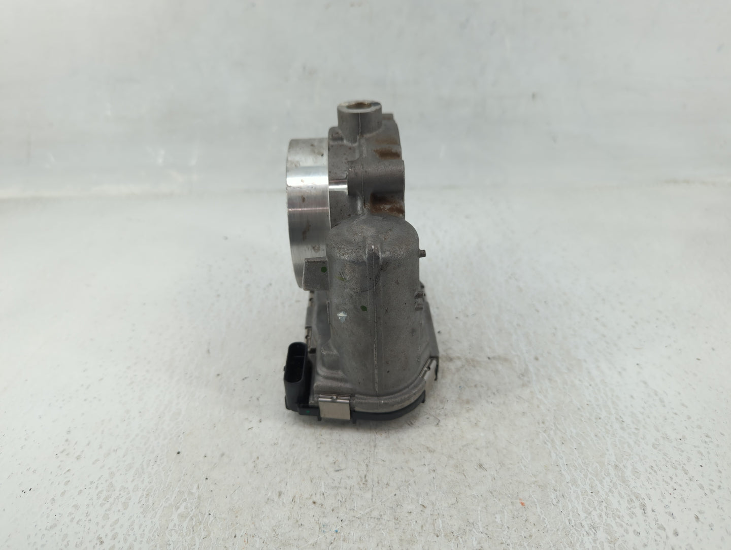 2011-2022 Dodge Charger Throttle Body P/N:0 280 750 570 05184349AC Fits OEM Used Auto Parts - Oemusedautoparts1.com