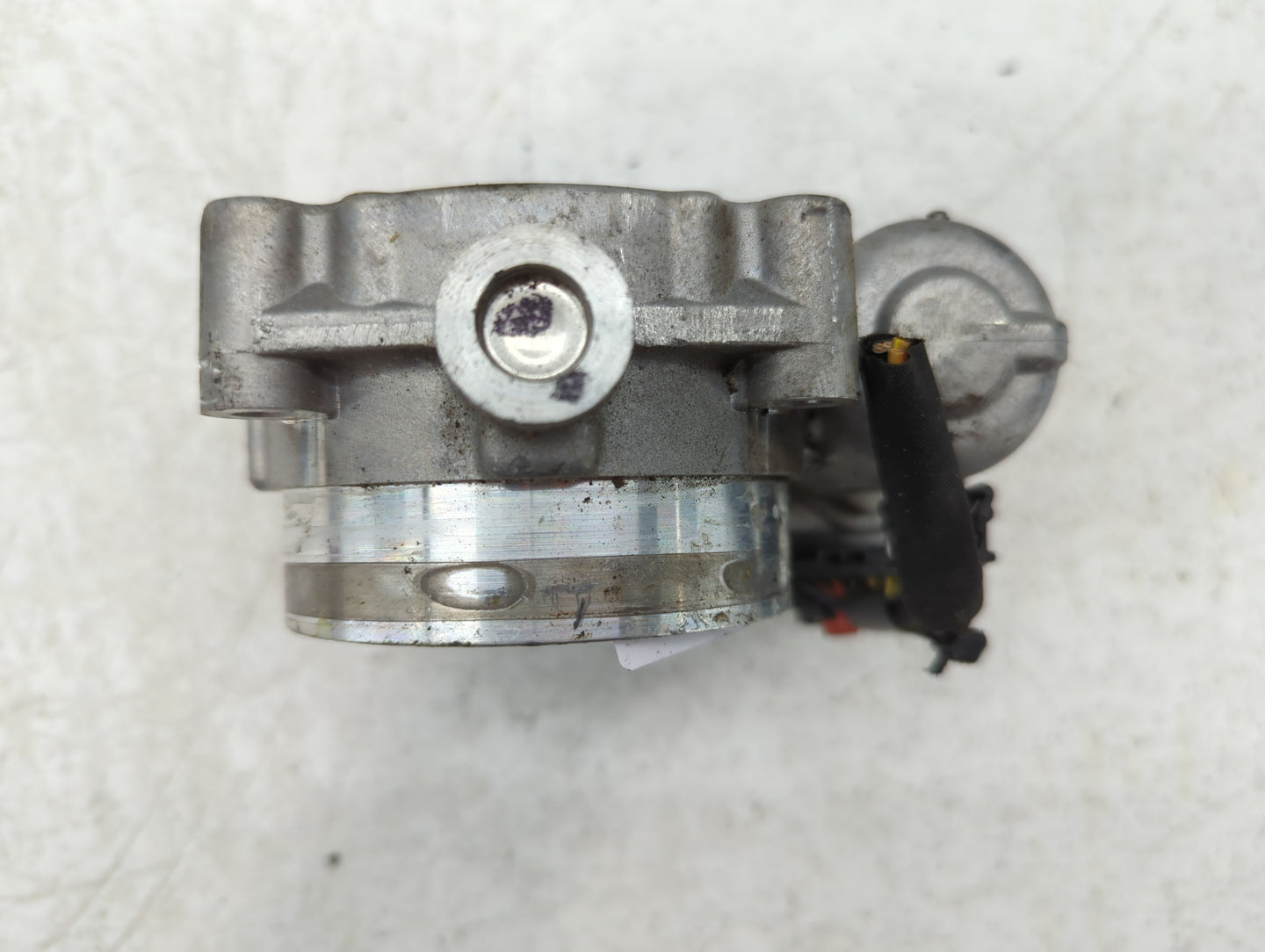 2011-2022 Dodge Charger Throttle Body P/N:0 28- 750 570 05184349AC Fits OEM Used Auto Parts - Oemusedautoparts1.com