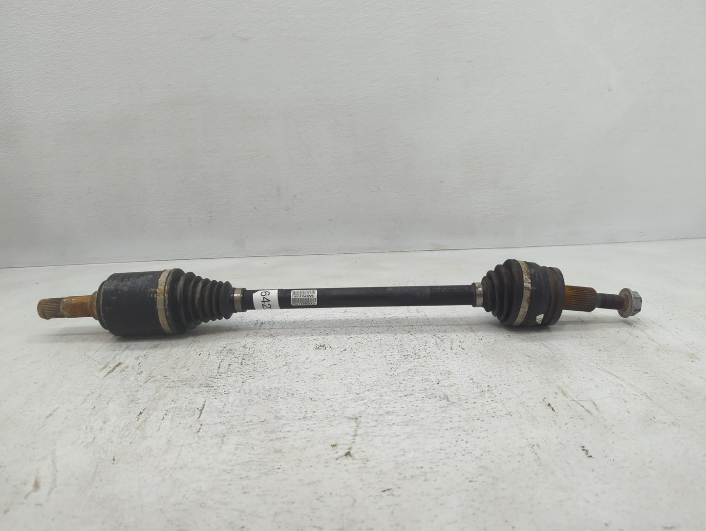 2015-2017 Dodge Charger Axle Shaft Front Driver Cv C/v - Oemusedautoparts1.com