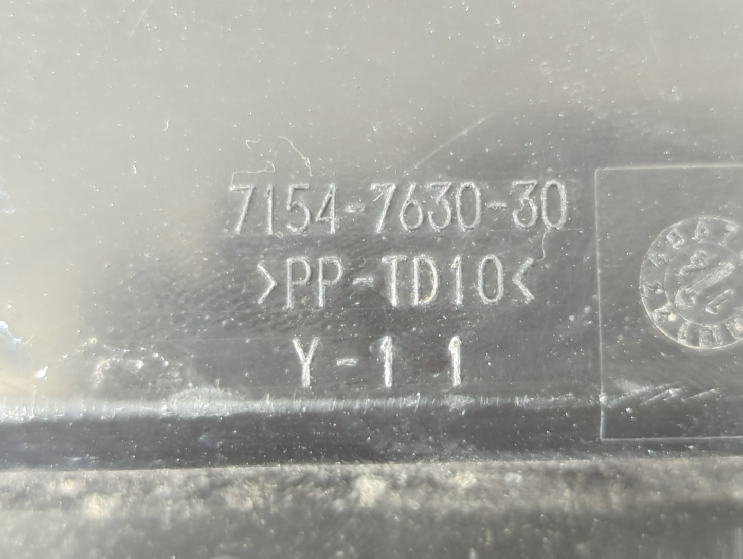 2015-2016 Dodge Charger Fusebox Fuse Box Panel Relay Module P/N:729AC P68213729AC Fits Fits 2015 2016 OEM Used Auto Parts - 