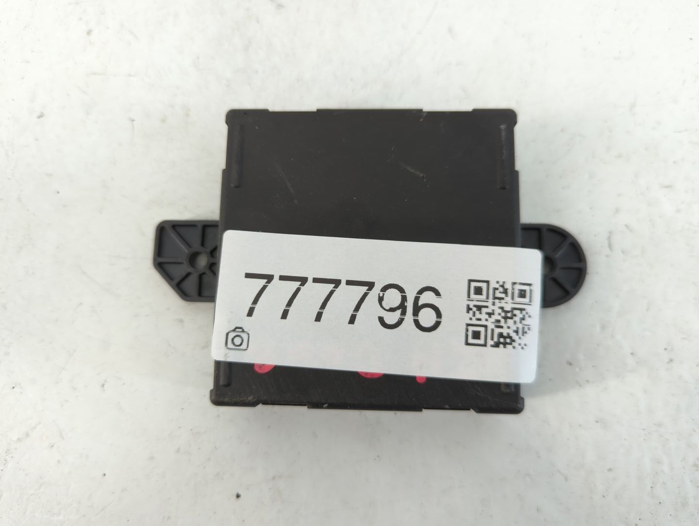 2015-2019 Dodge Charger Chassis Control Module Ccm Bcm Body Control - Oemusedautoparts1.com