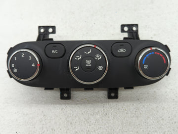 2015 Dodge Dakota Climate Control Module Temperature AC/Heater Replacement P/N:97250-A7XXX Fits OEM Used Auto Parts - Oemuse