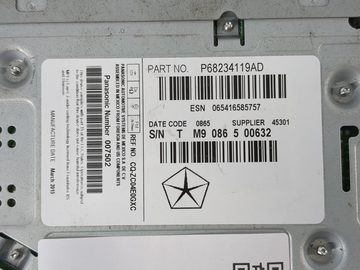 2015-2016 Dodge Dart Radio AM FM Cd Player Receiver Replacement P/N:P68234119AD Fits Fits 2015 2016 OEM Used Auto Parts - Oe