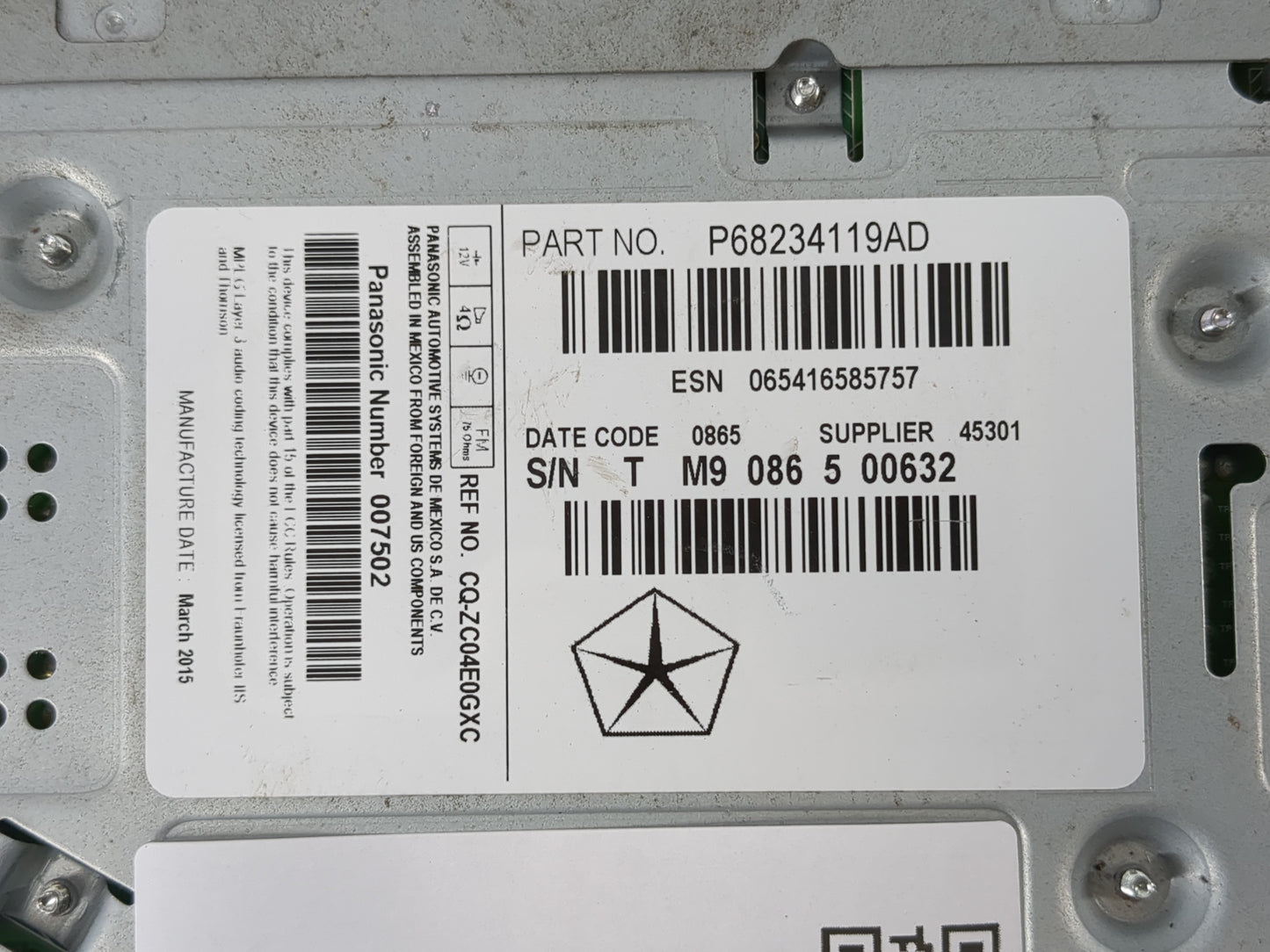 2015-2016 Dodge Dart Radio AM FM Cd Player Receiver Replacement P/N:P68234119AD Fits Fits 2015 2016 OEM Used Auto Parts - Oe