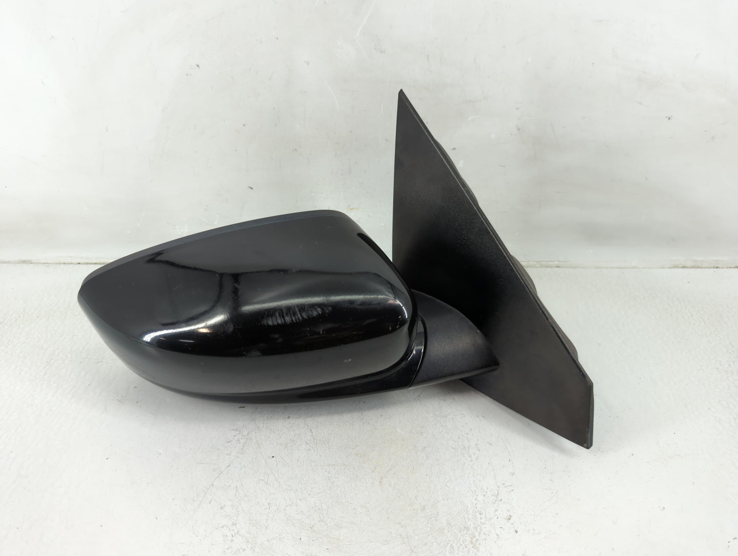 2013-2016 Dodge Dart Passenger Side View Mirror - Right Door Mirror OEM Used - Oemusedautoparts1.com