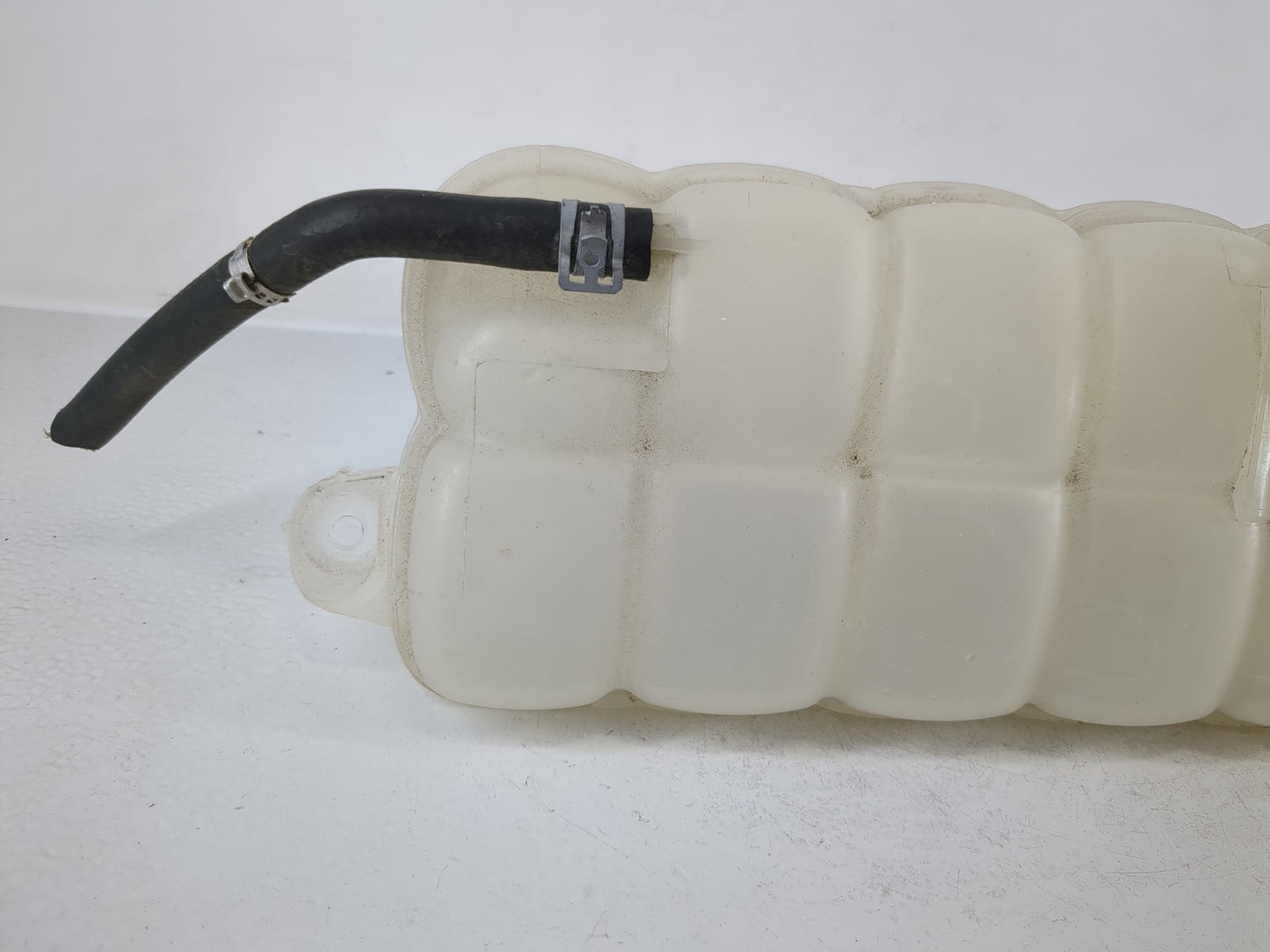 Dodge Dart Windshield Washer Fluid Reservoir Bottle Oem - Oemusedautoparts1.com