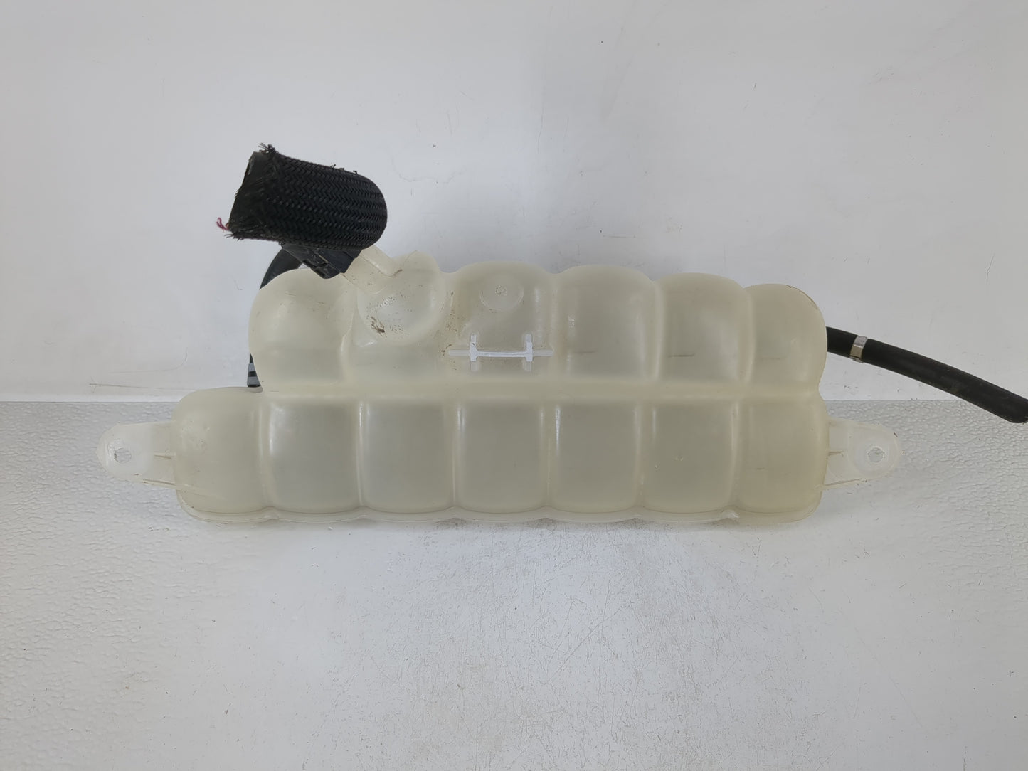 Dodge Dart Windshield Washer Fluid Reservoir Bottle Oem - Oemusedautoparts1.com